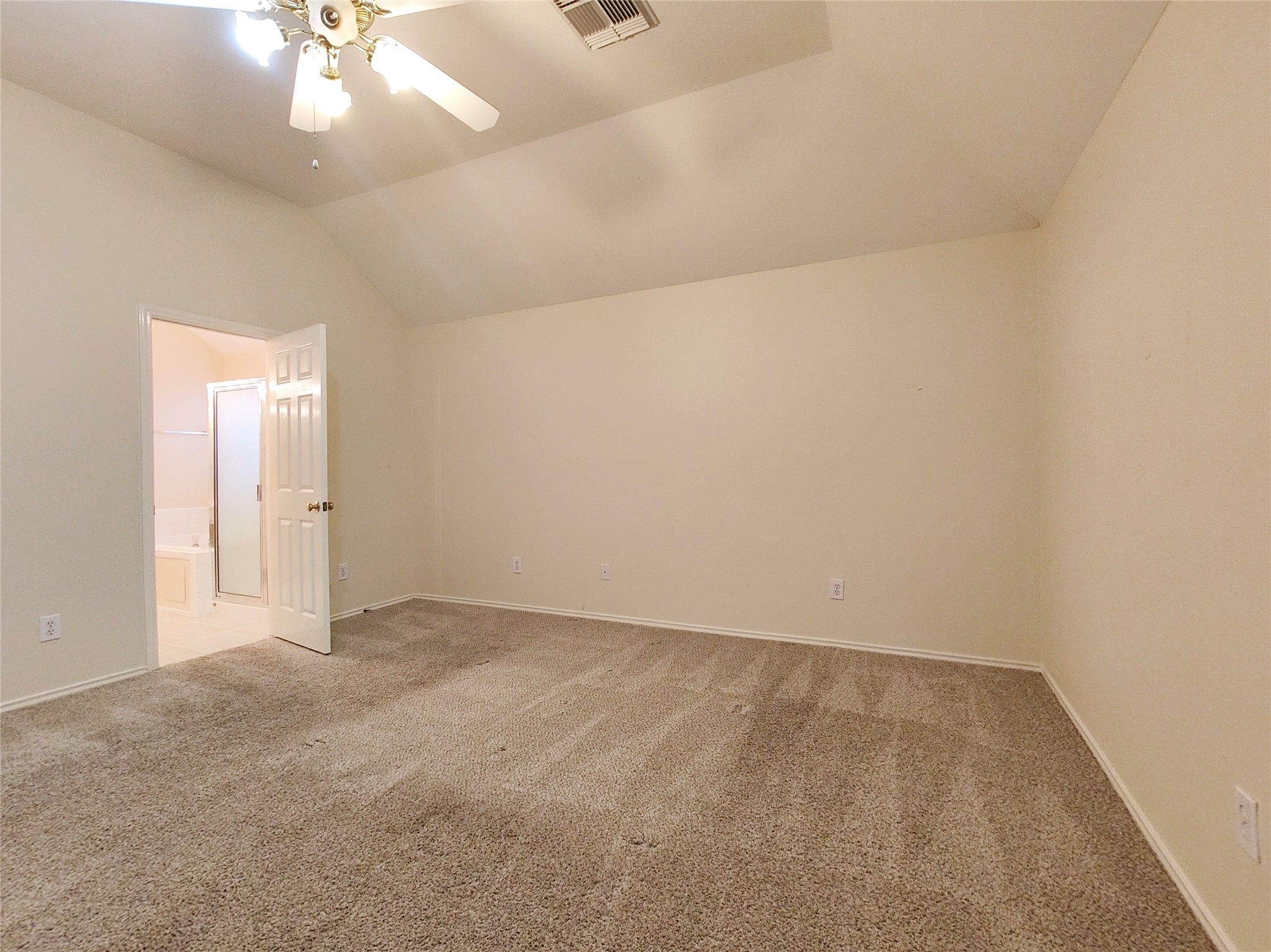 7127 Bristol Ridge Drive Property Photo 16