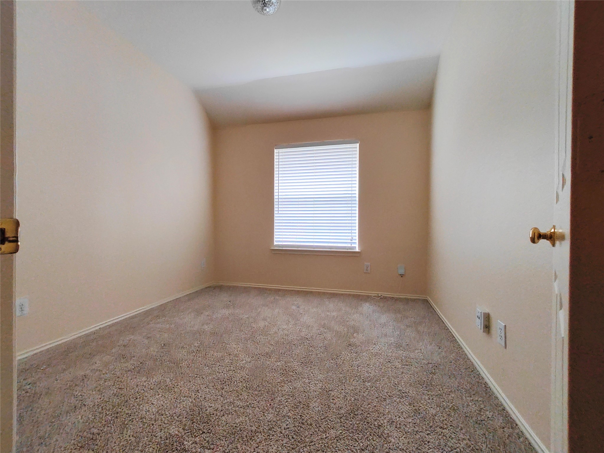 7127 Bristol Ridge Drive Property Photo 25