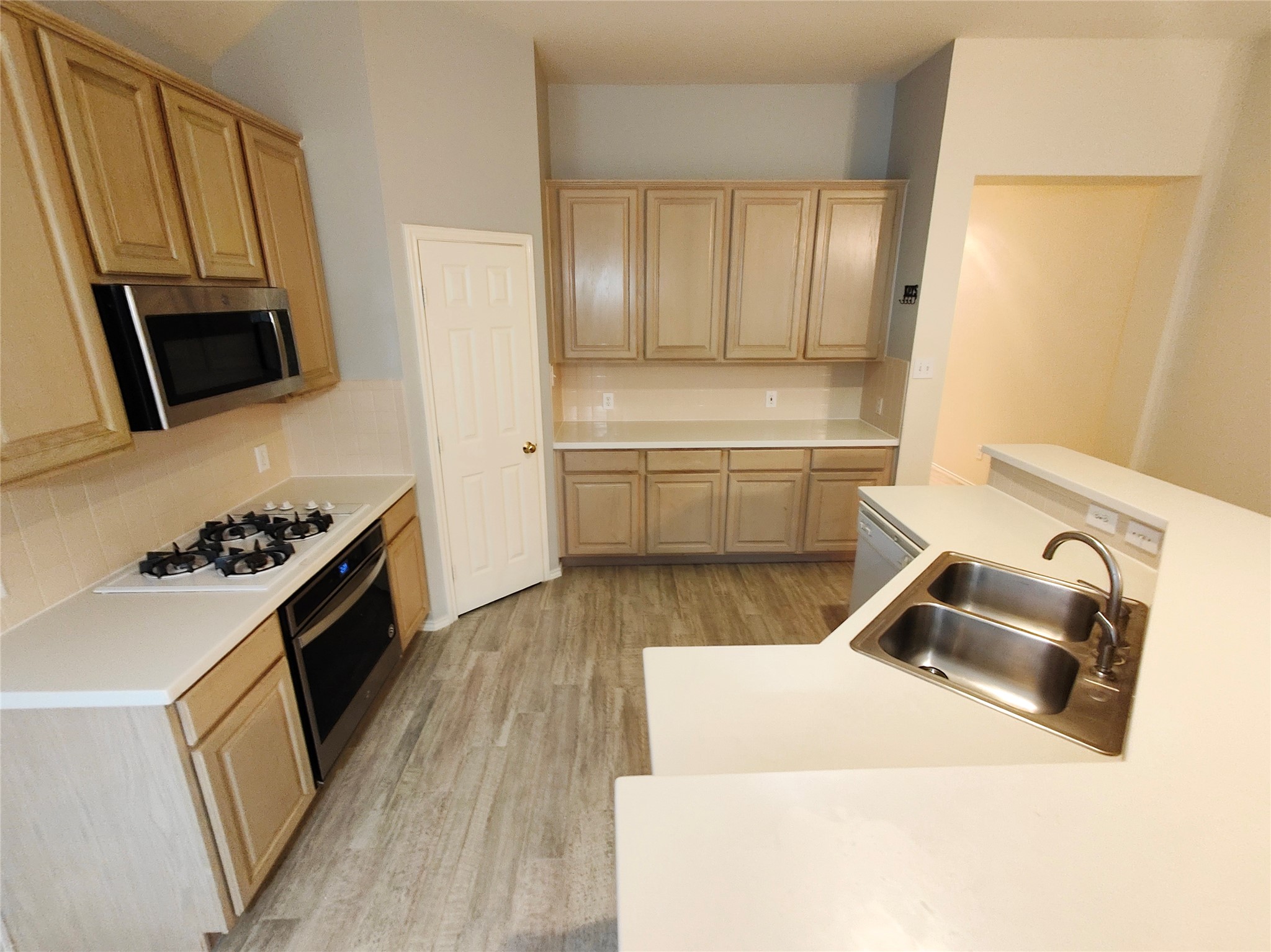 7127 Bristol Ridge Drive Property Photo 32