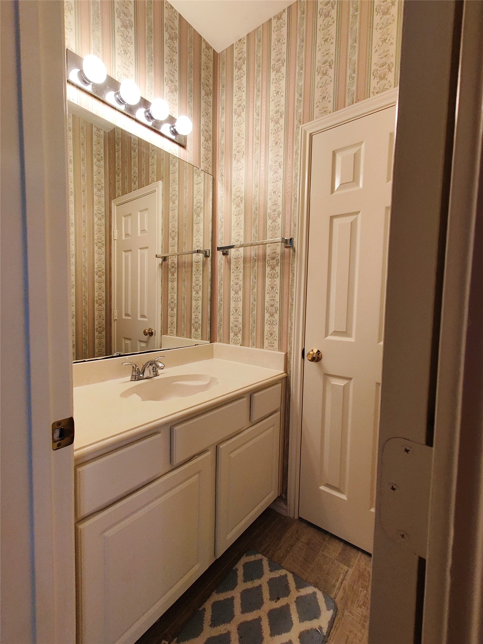 7127 Bristol Ridge Drive Property Photo 37