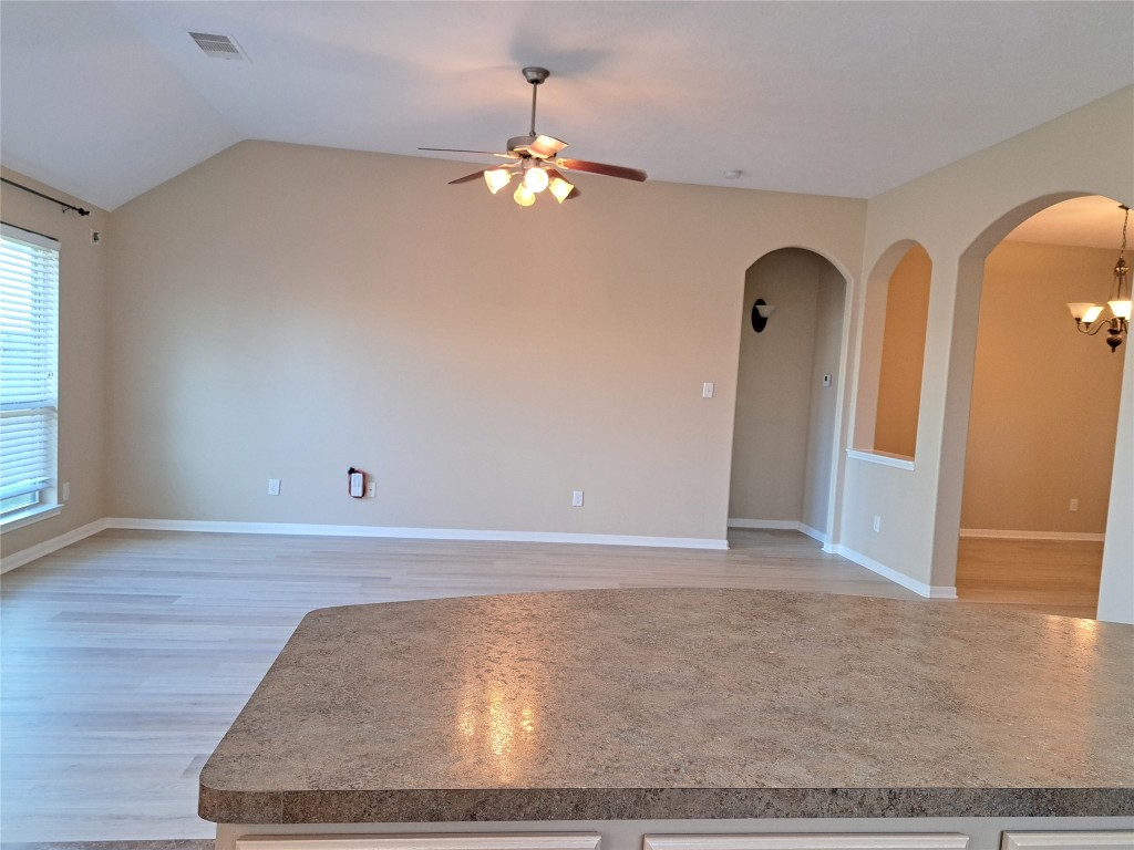 21910 Cascade Hollow Lane Property Photo 14