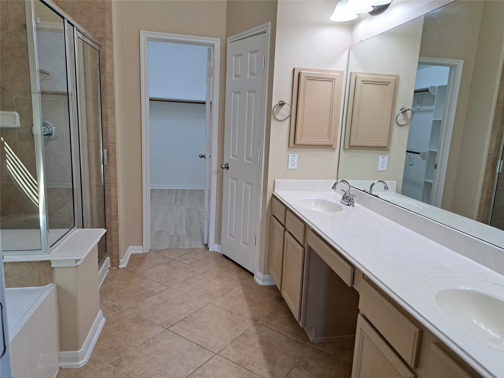 21910 Cascade Hollow Lane Property Photo 22