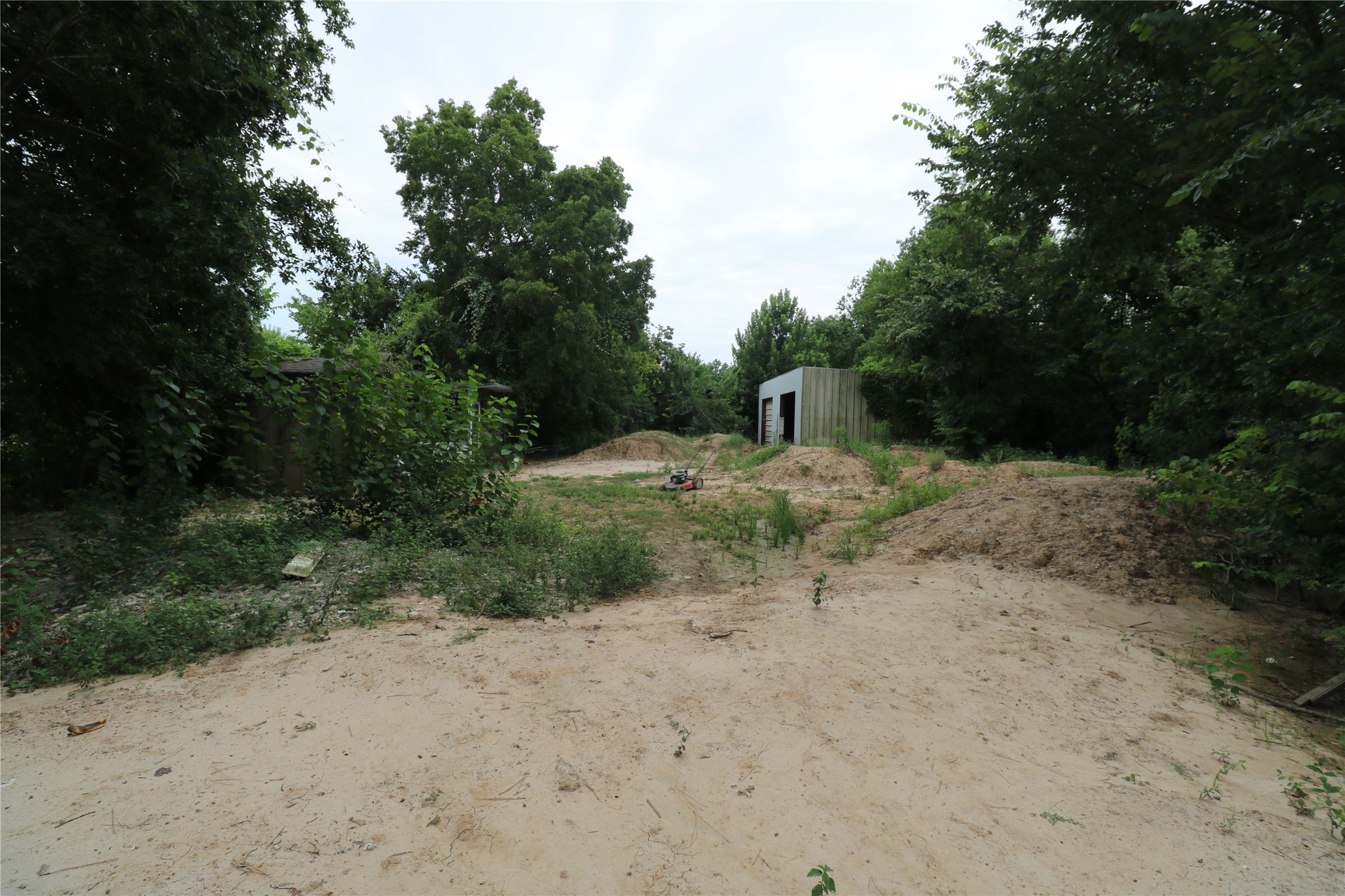 3217 Mansfield Street Property Photo 9