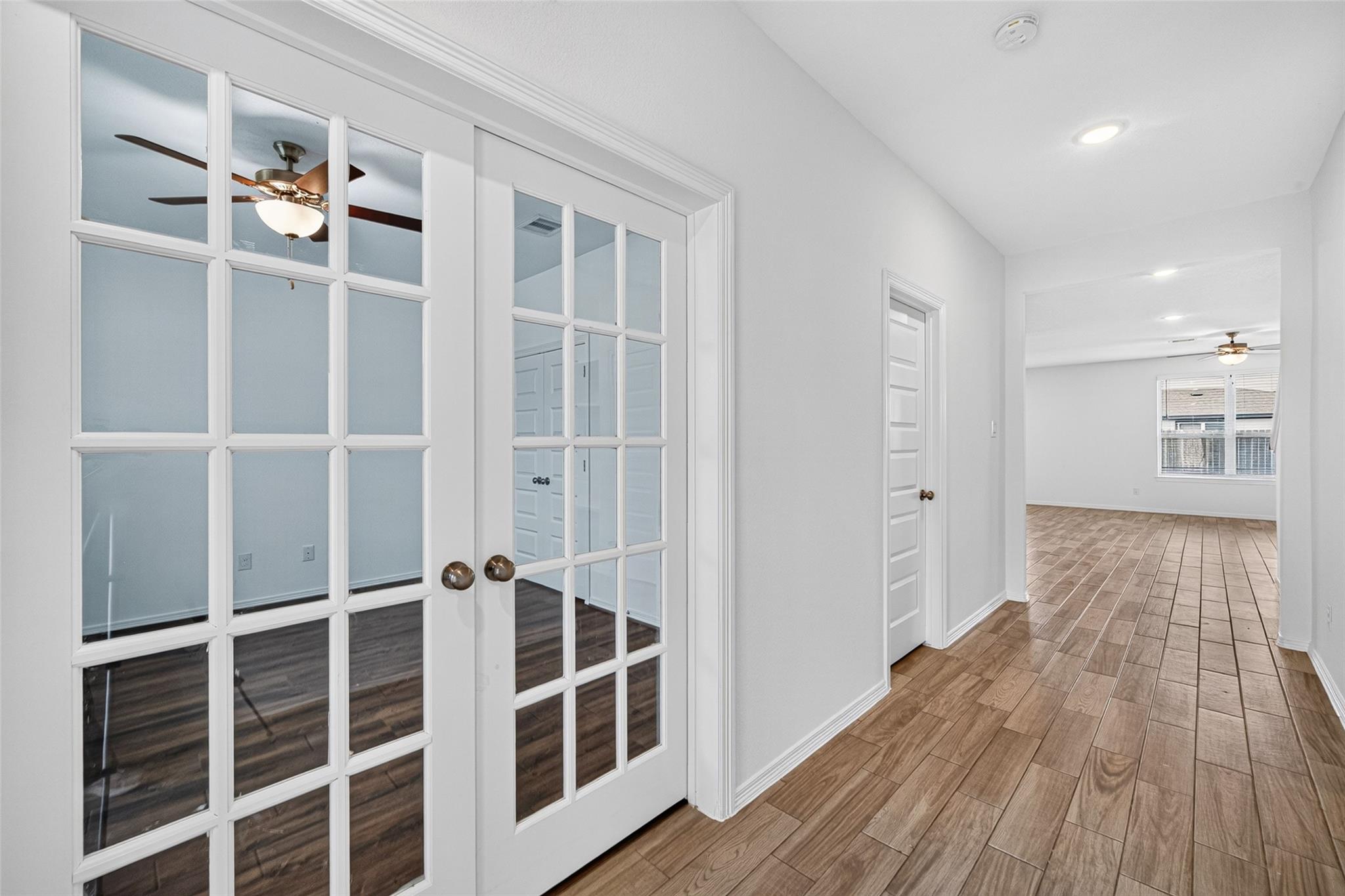 23131 Forebear Drive Property Photo 4