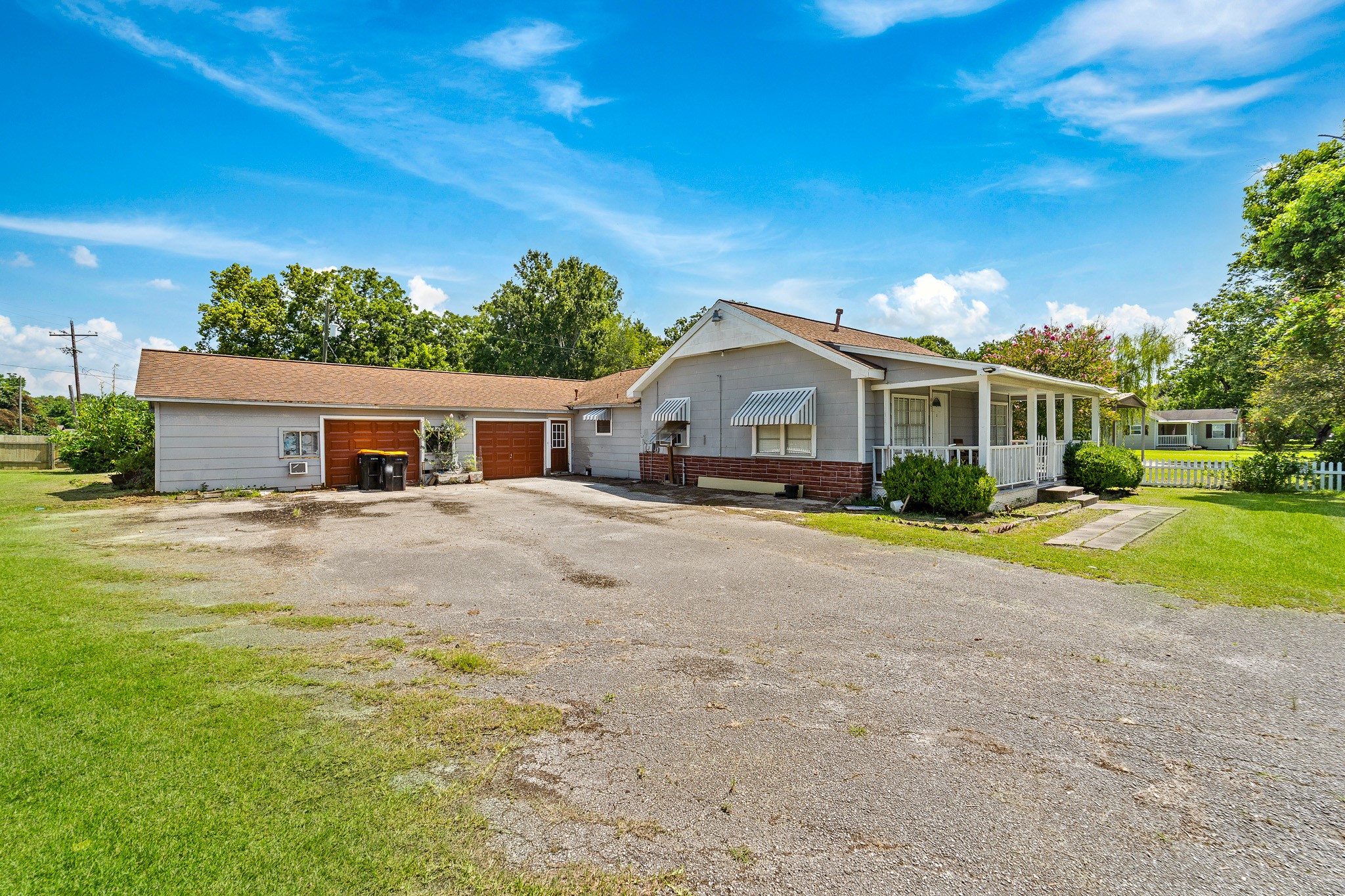 401 Lee Avenue Property Photo 4