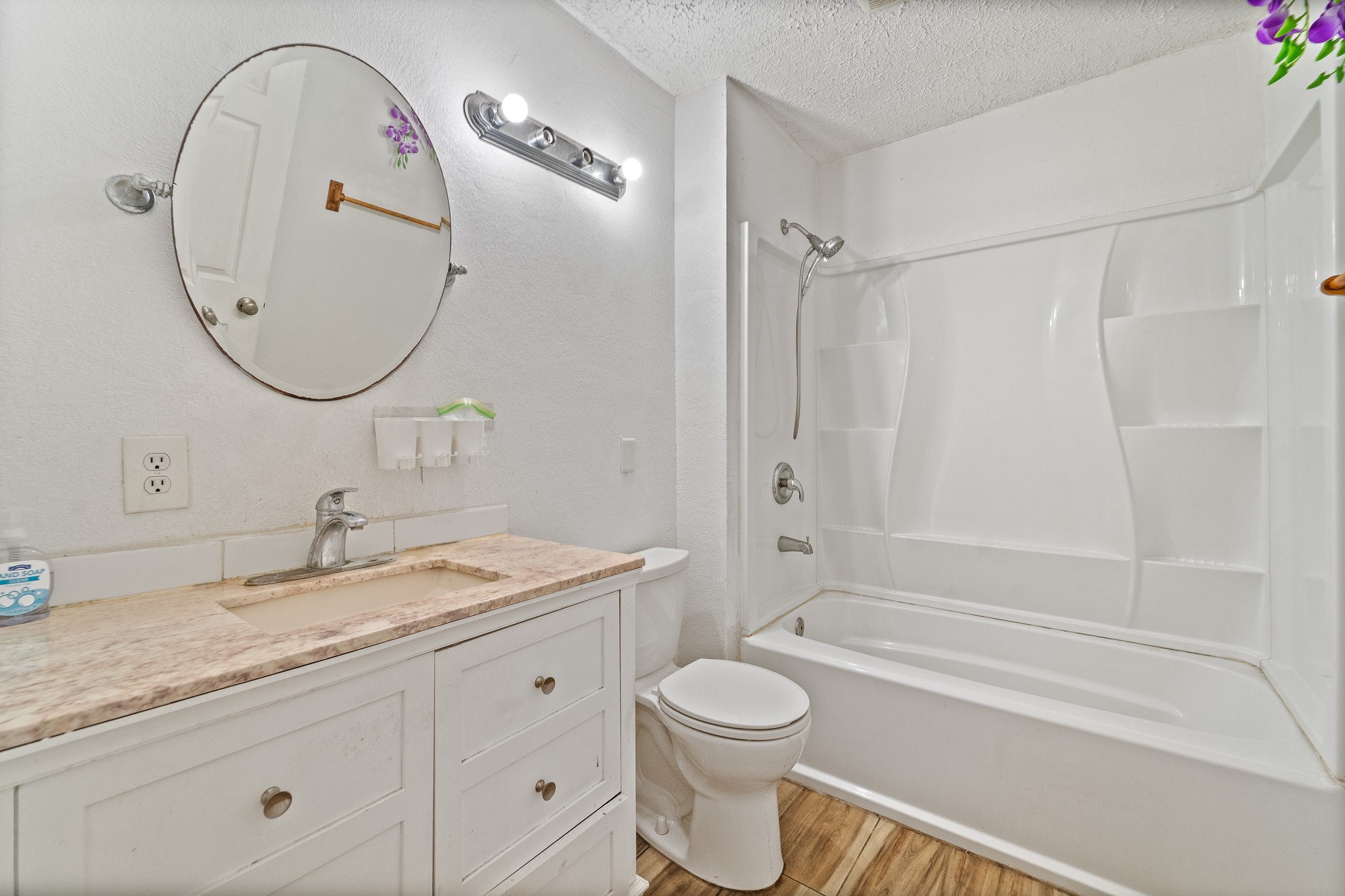 401 Lee Avenue Property Photo 14