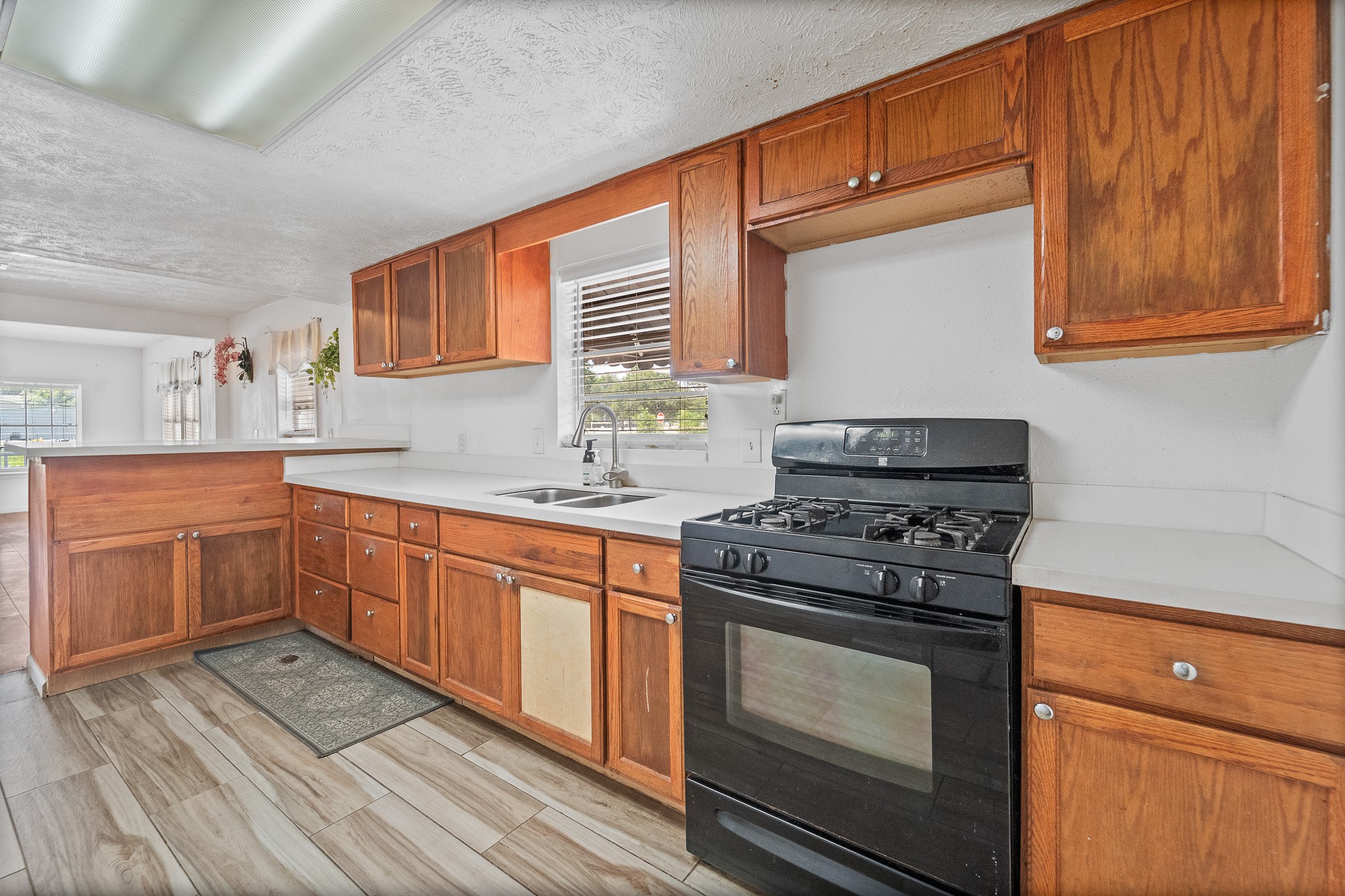 401 Lee Avenue Property Photo 18