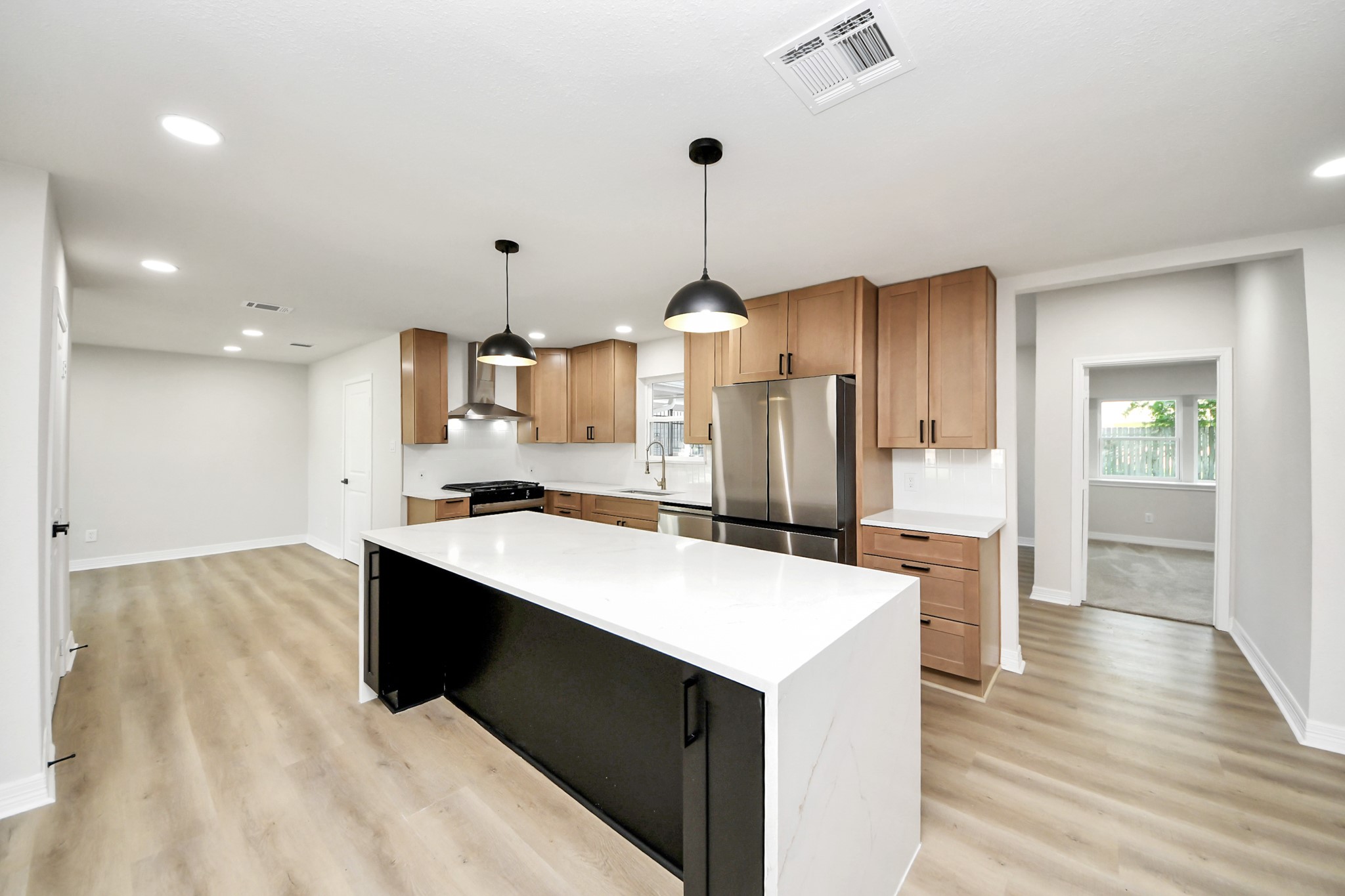 10806 Olympia Drive Property Photo 18