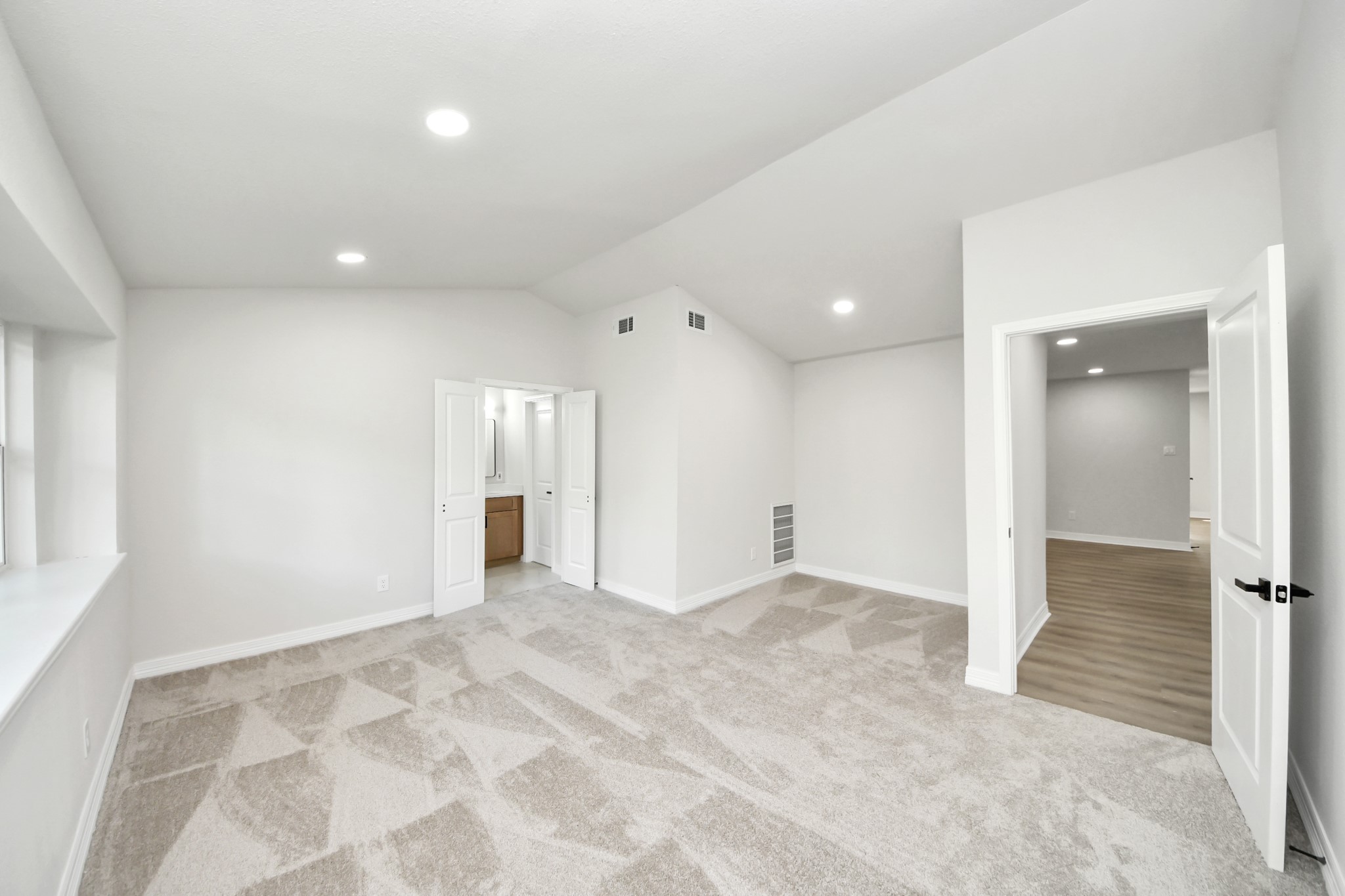 10806 Olympia Drive Property Photo 27