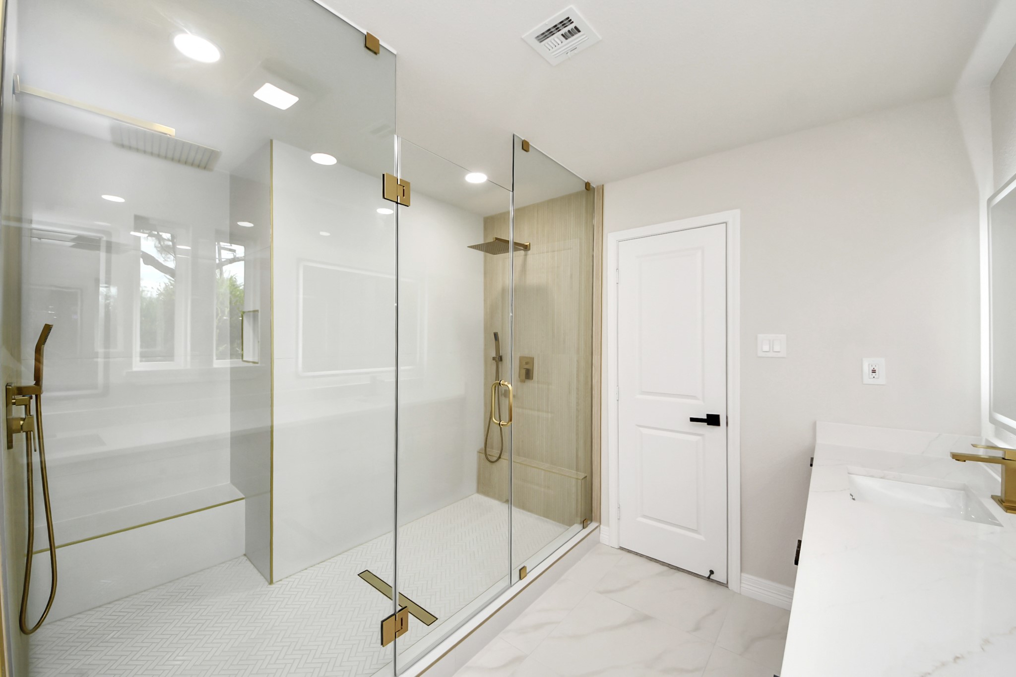10806 Olympia Drive Property Photo 40