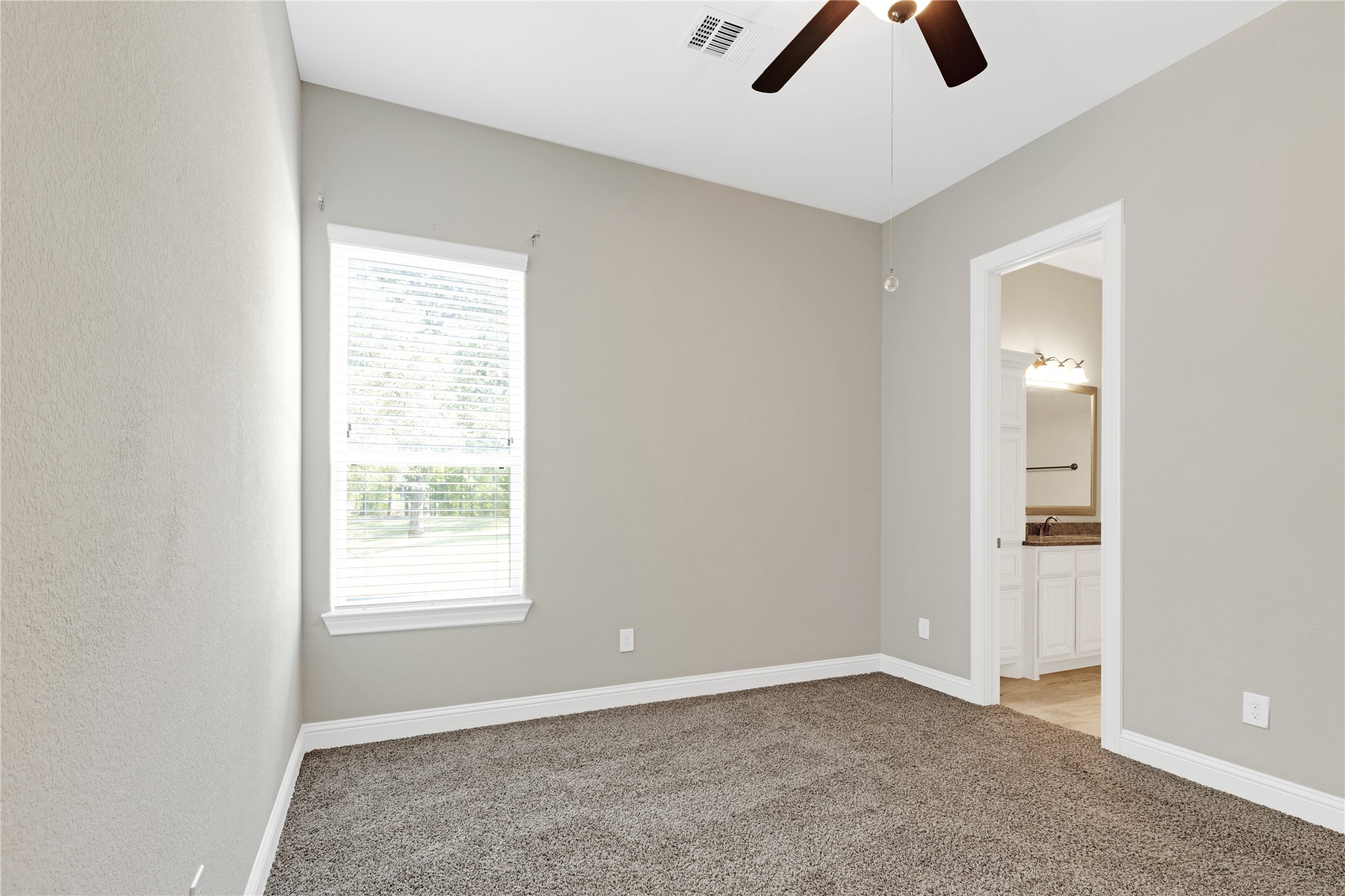 28116 Chuckwagon Trail Property Photo 27