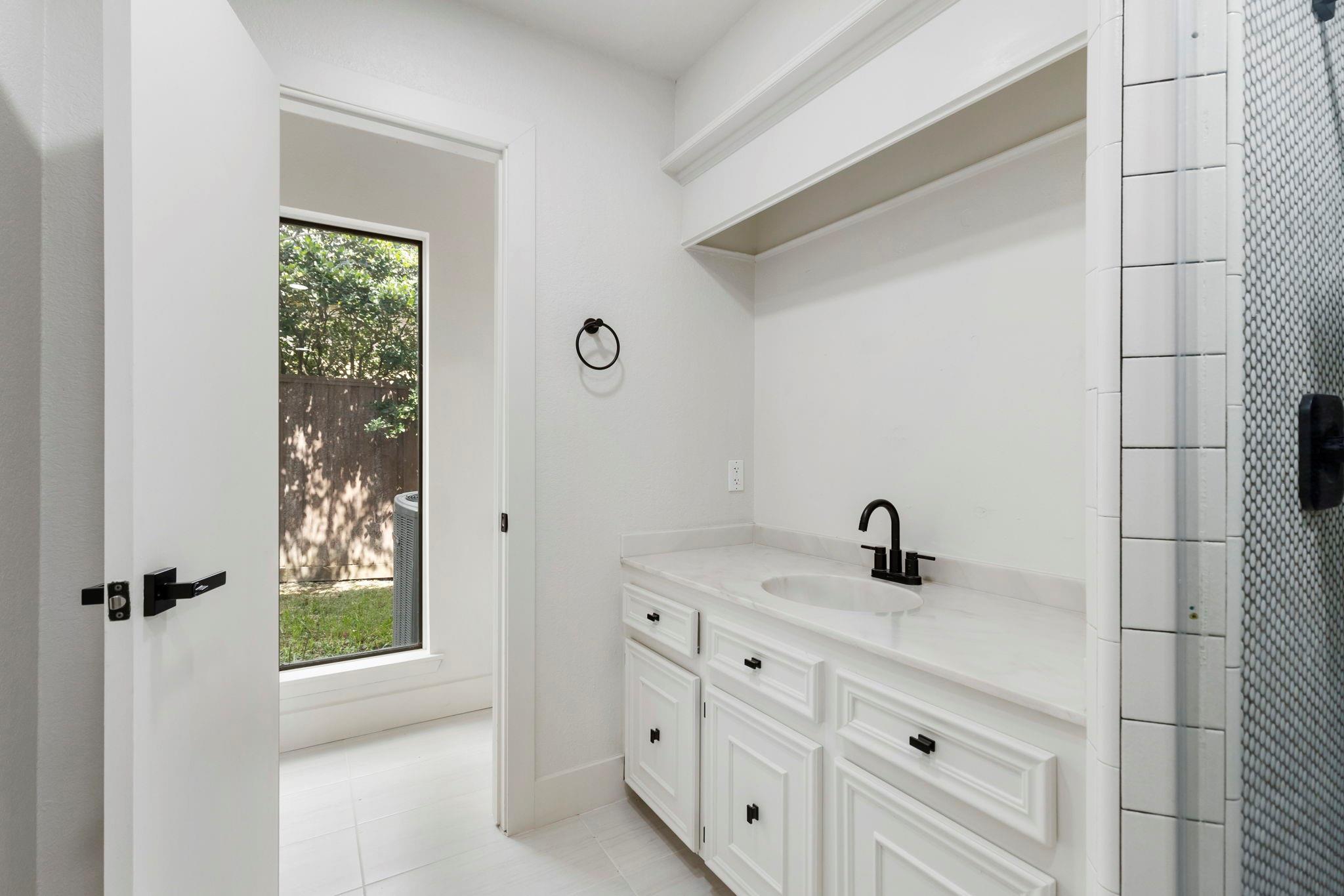 190 Dawns Edge Drive Property Photo 12