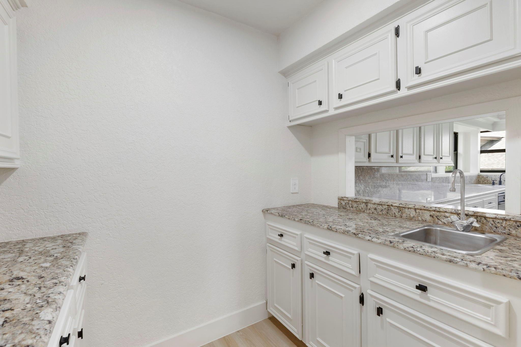 190 Dawns Edge Drive Property Photo 22