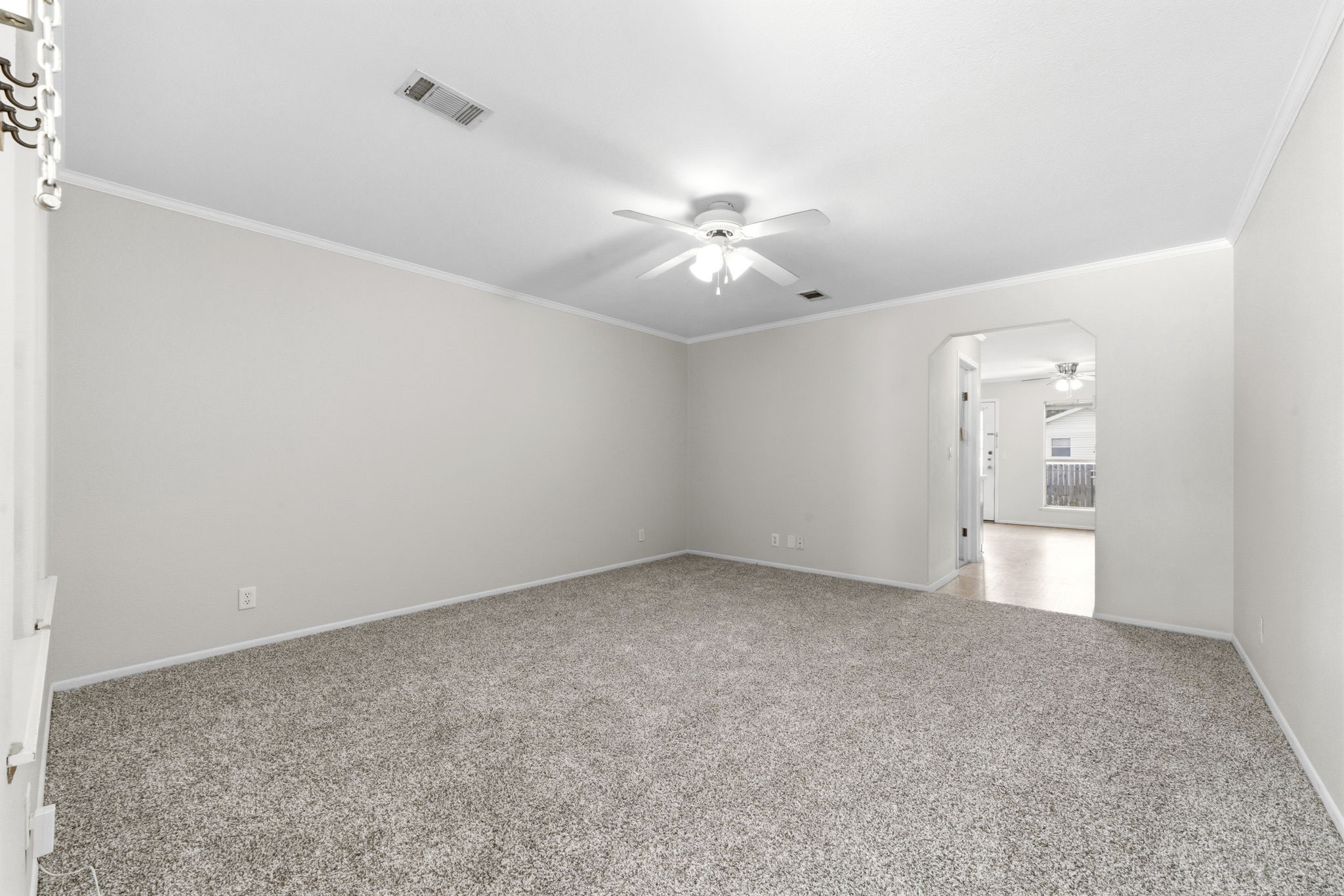 21403 Sweet Grass Lane Property Photo 8