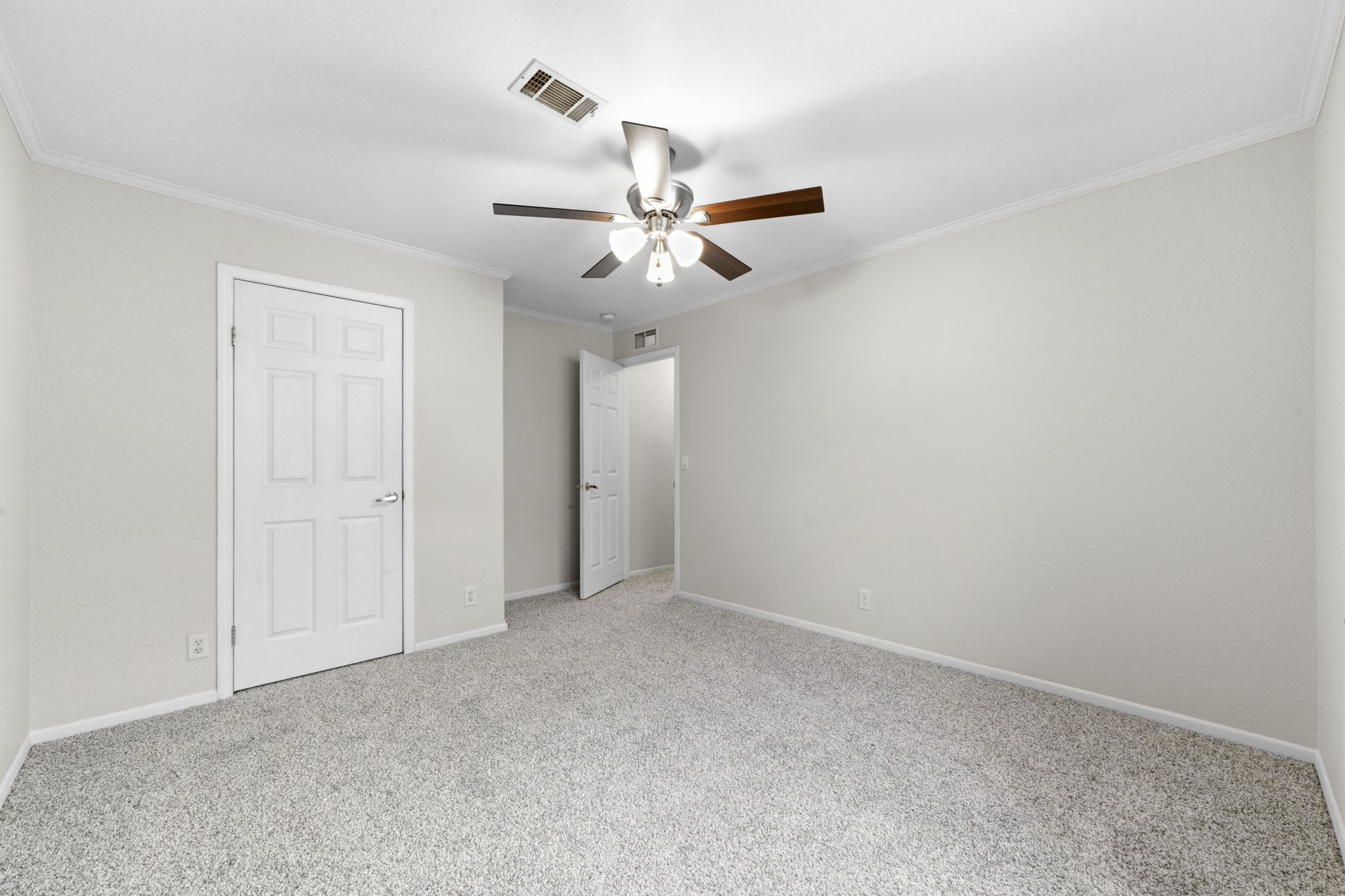 21403 Sweet Grass Lane Property Photo 23