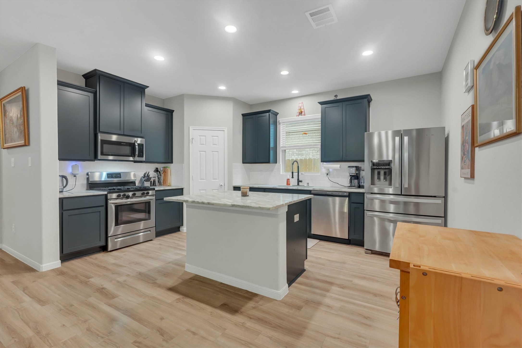 27126 Grey Fox Run Property Photo 4
