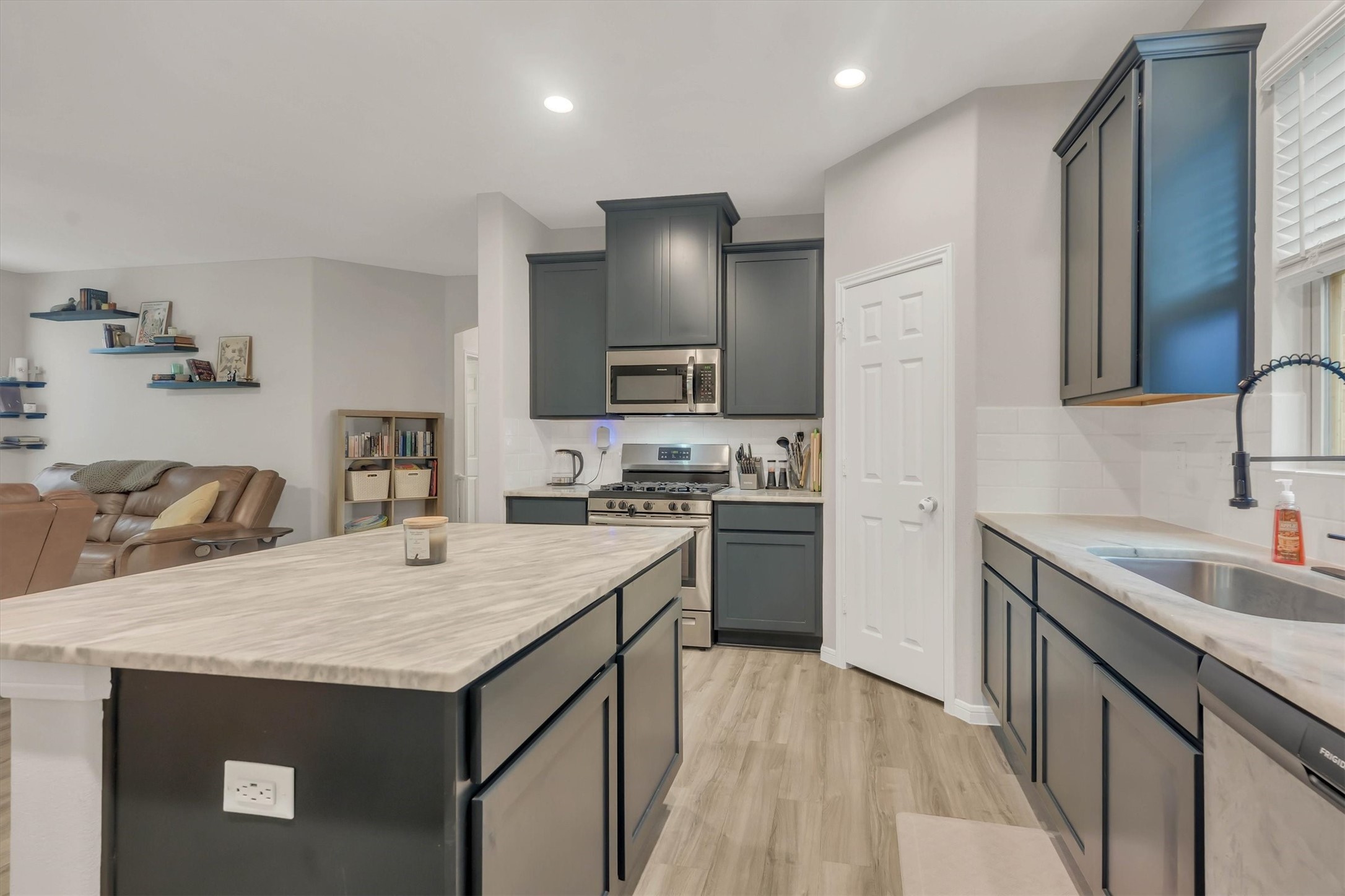 27126 Grey Fox Run Property Photo 5