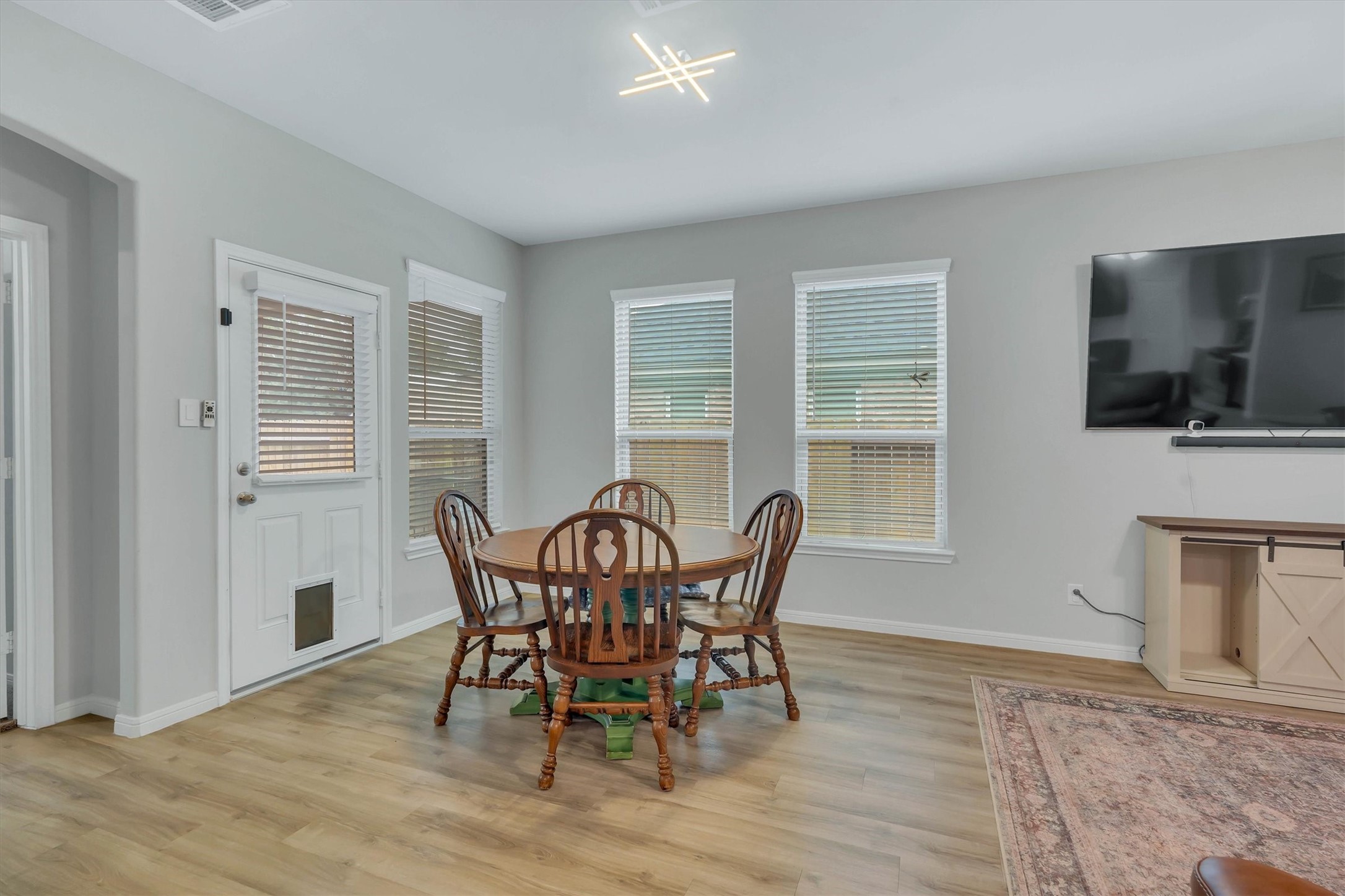 27126 Grey Fox Run Property Photo 10