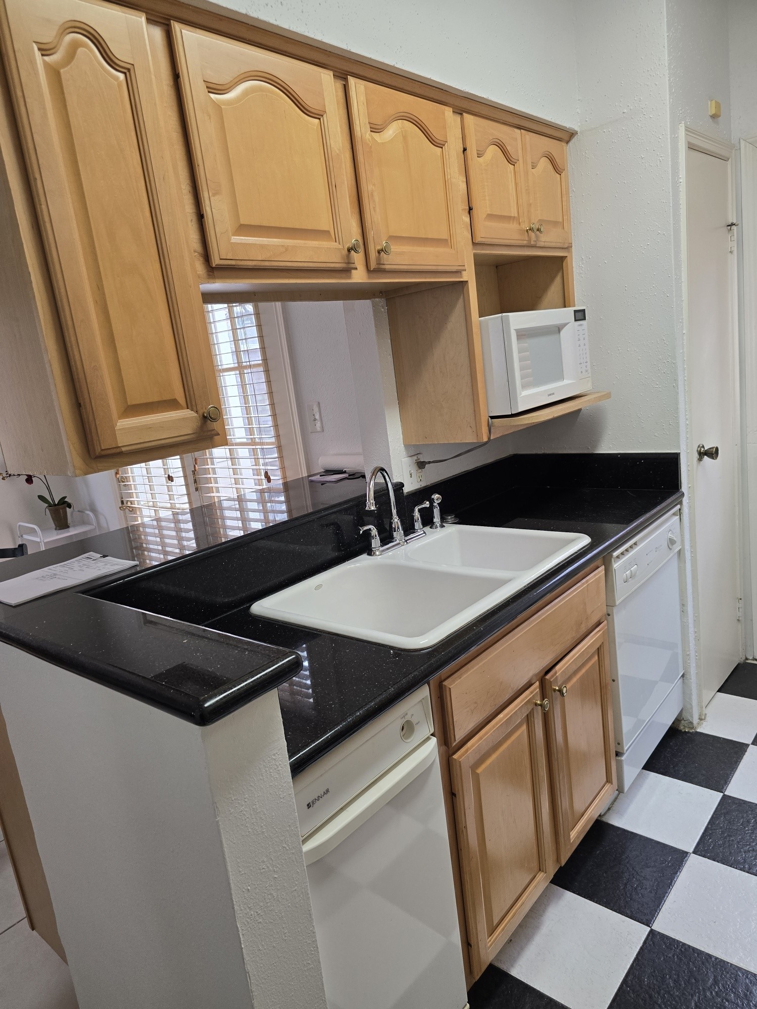 7575 Cambridge Street 704 Property Photo 7