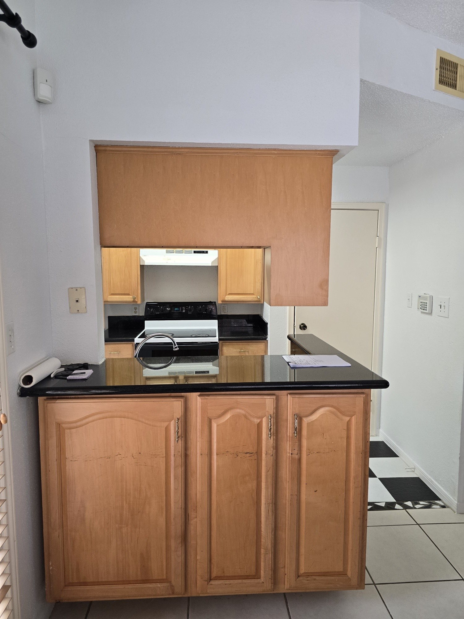 7575 Cambridge Street 704 Property Photo 8