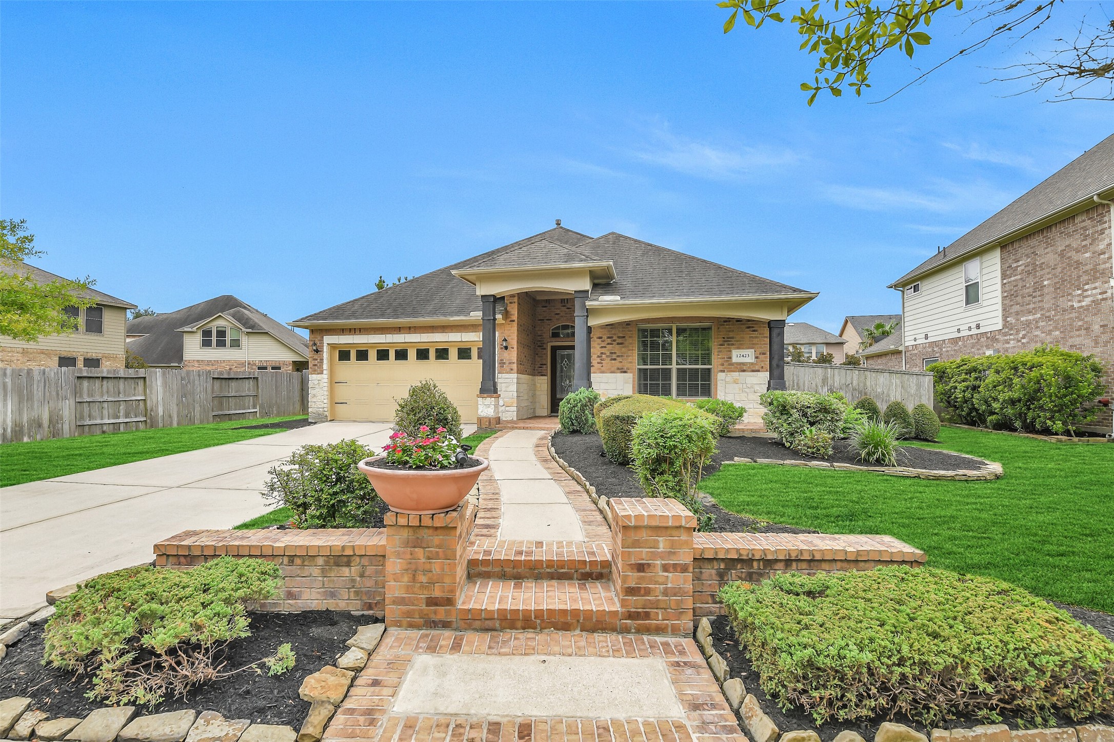 12423 Cove Springs Drive Property Photo