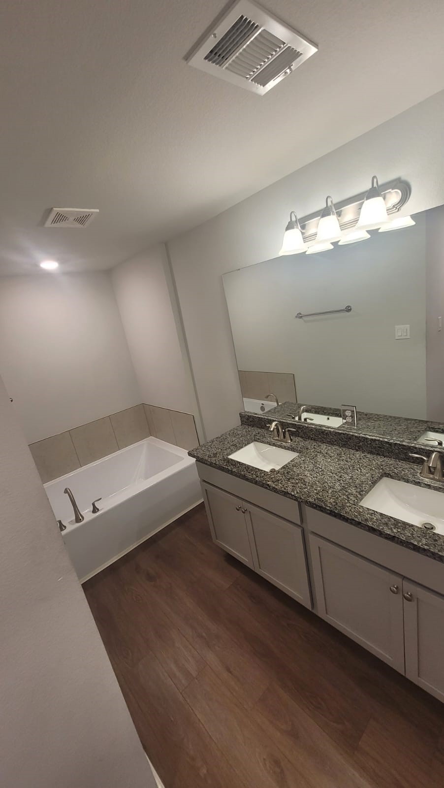 439 Long Beach Bay Drive Property Photo 11