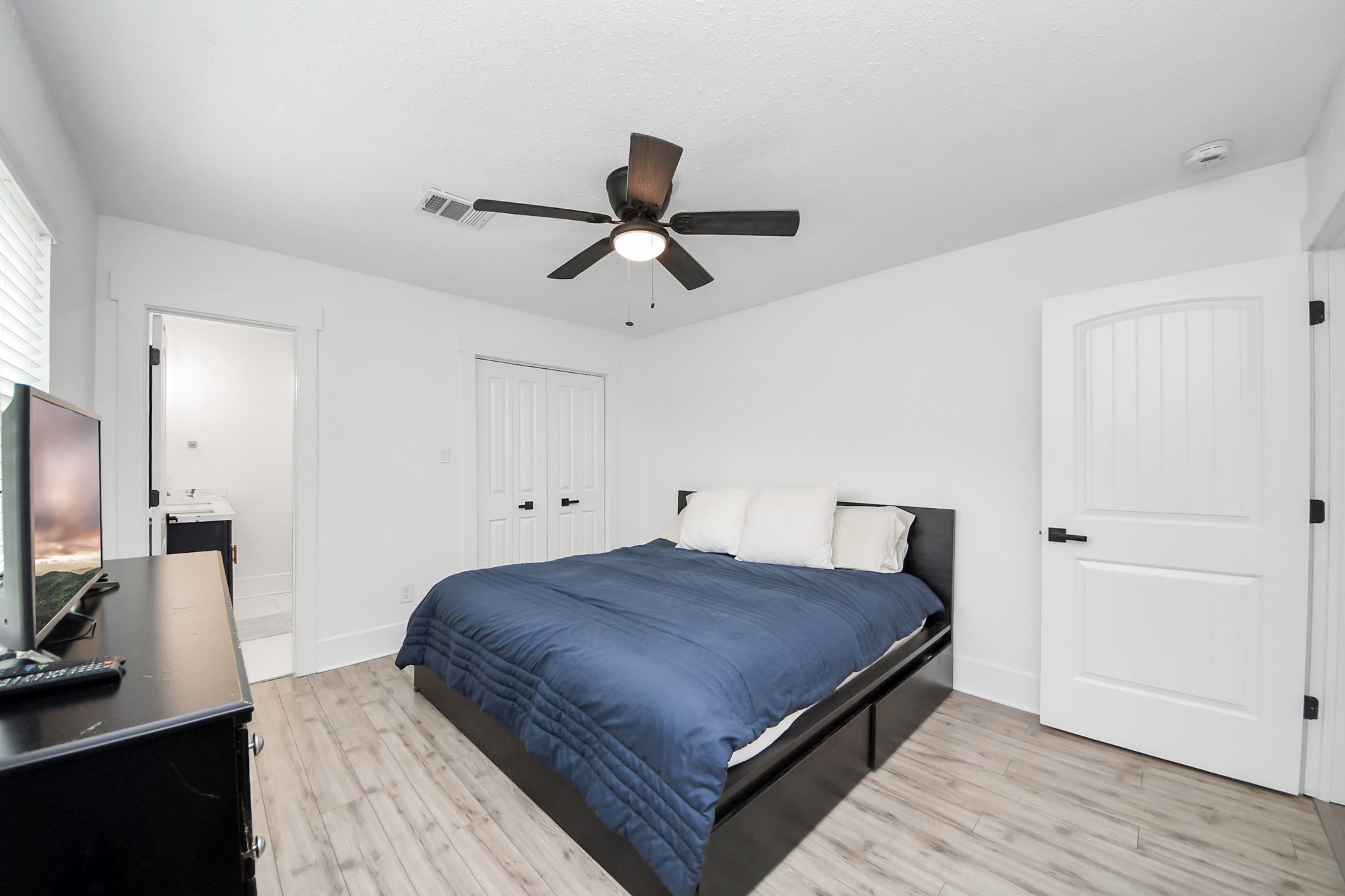 7003 Darien Street Property Photo 25