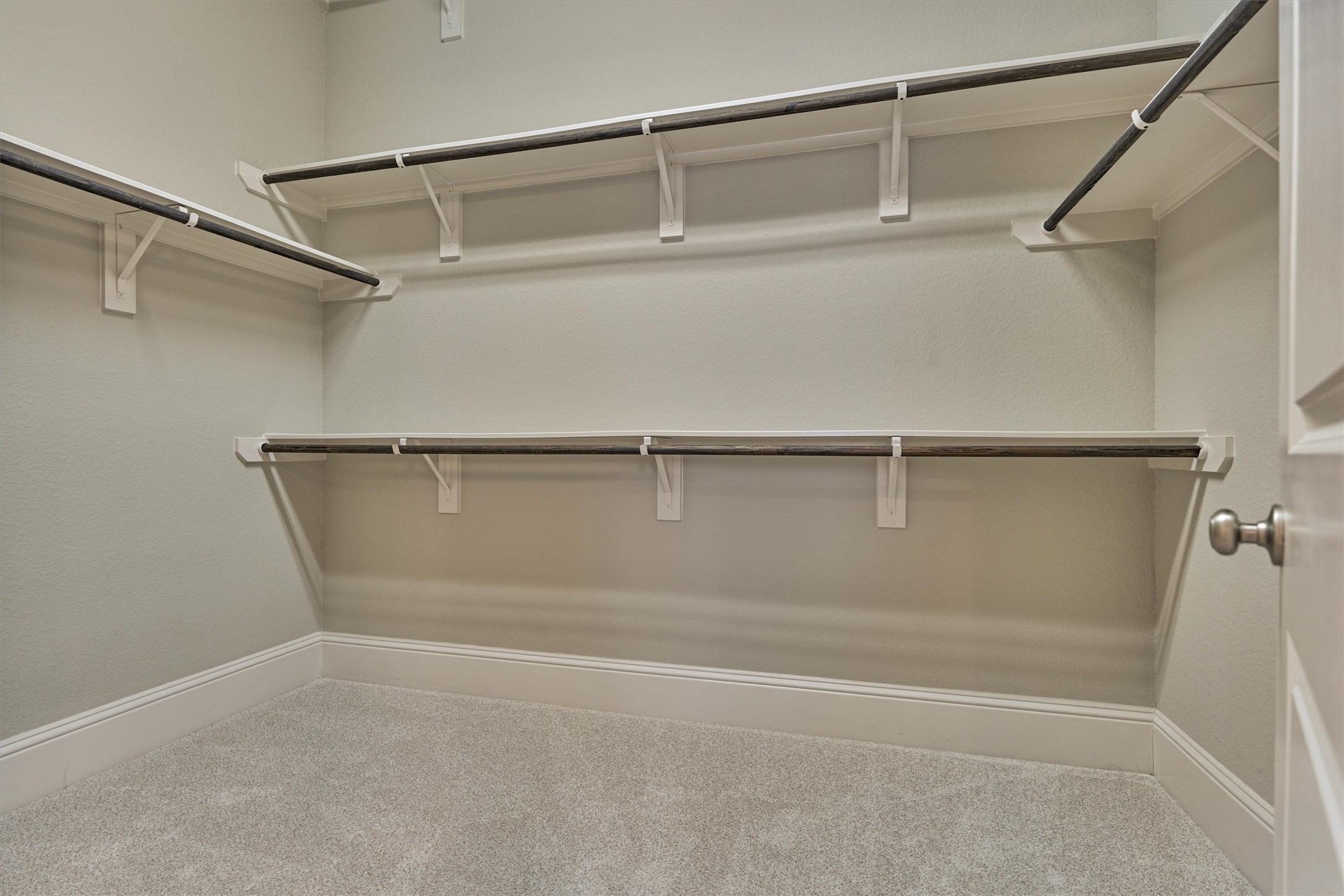 125 Pilazzo Street Property Photo 23