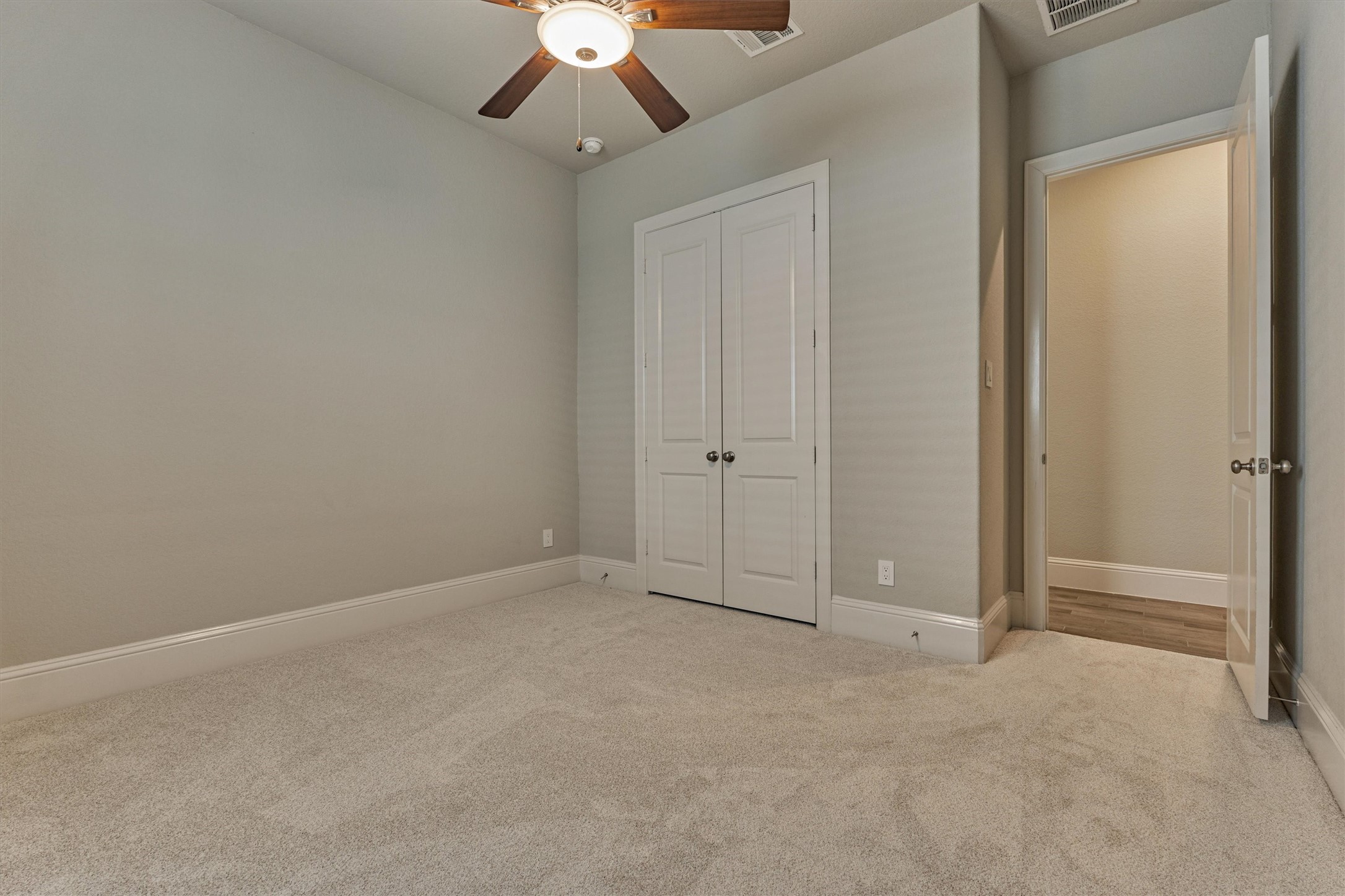 125 Pilazzo Street Property Photo 26