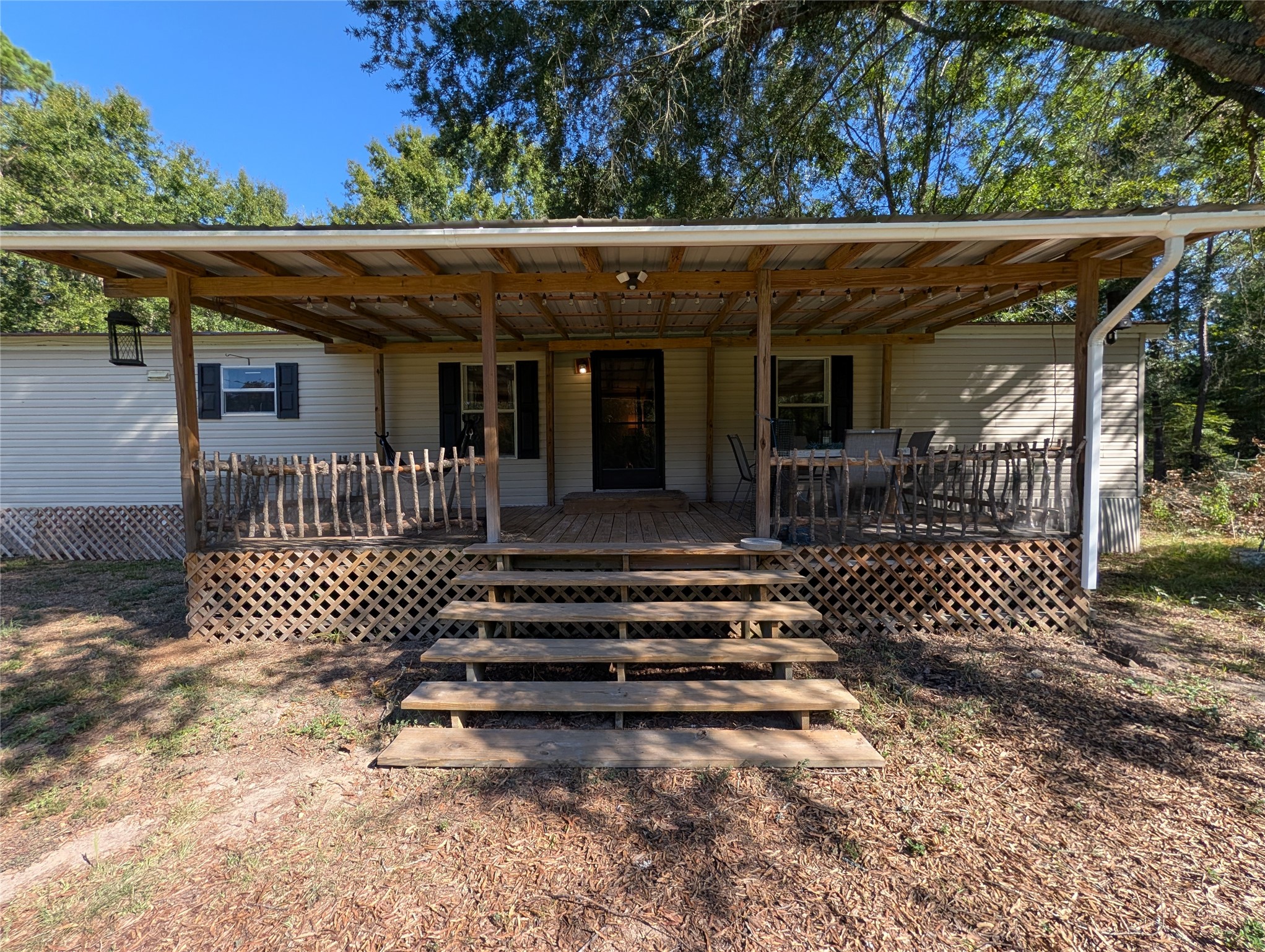 346 Lakeside Circle Property Photo 12