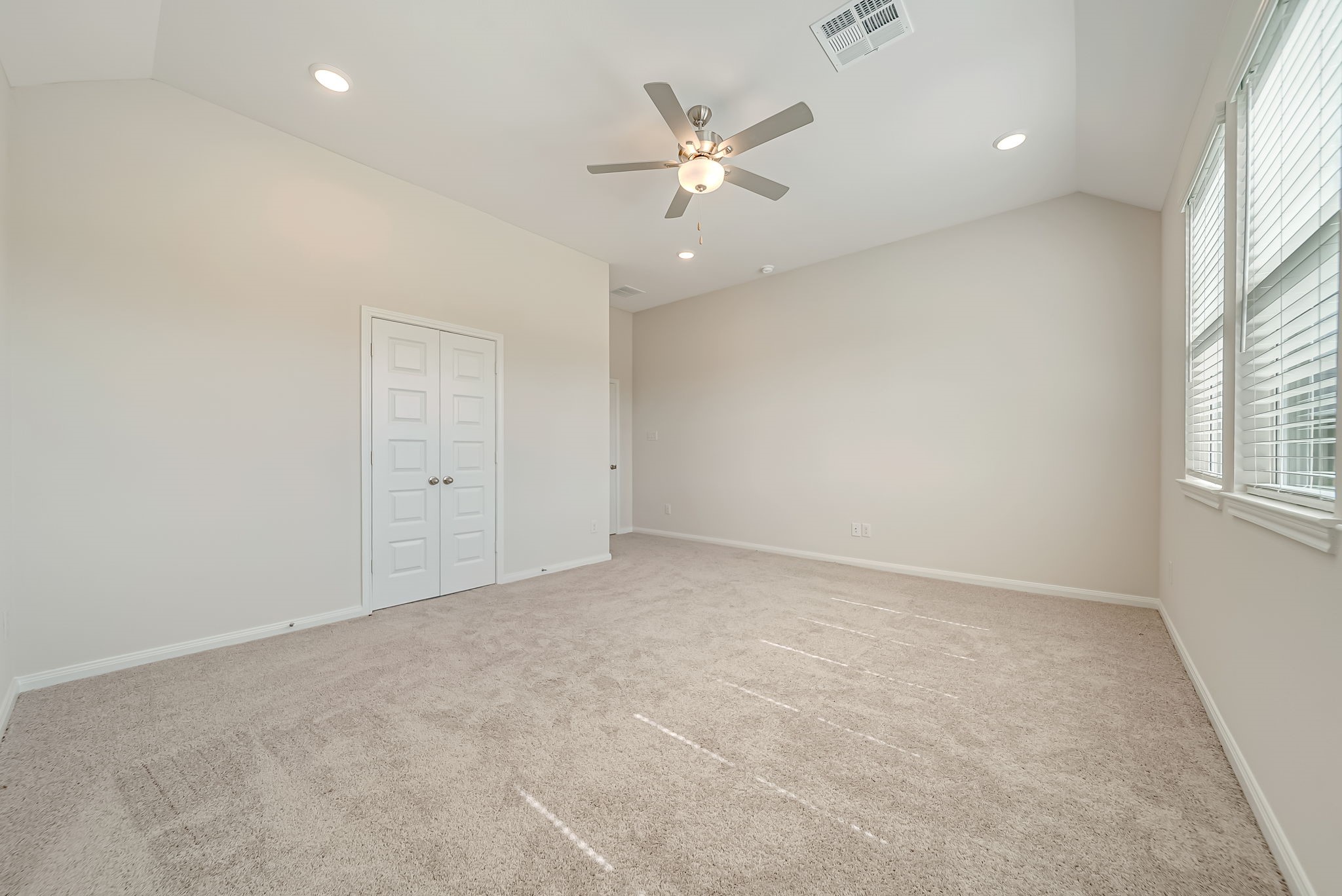 20637 Dynamic Court Property Photo 16