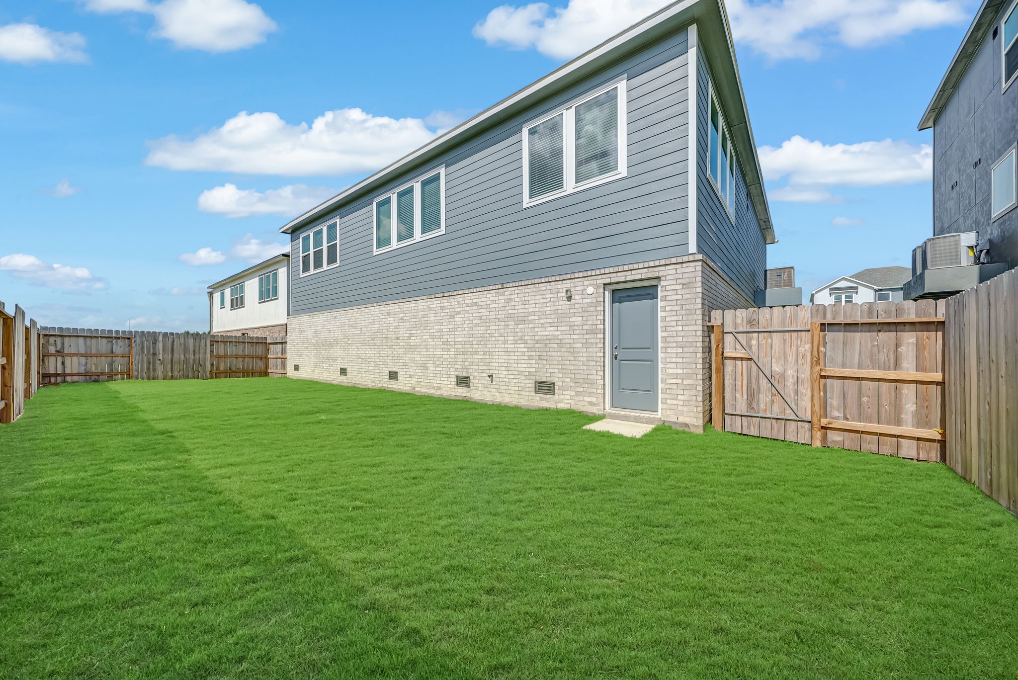 20637 Dynamic Court Property Photo 24