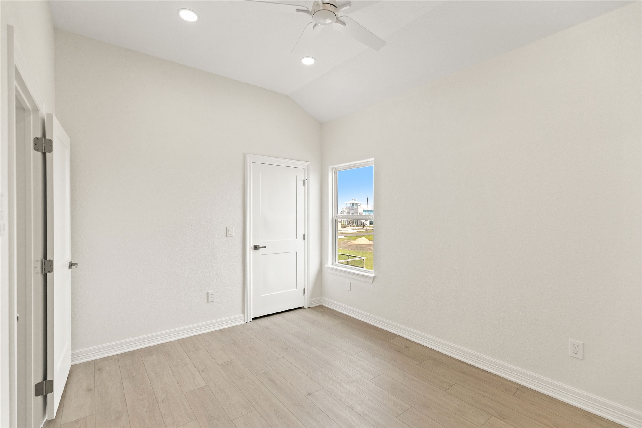 4415 Bluewater Highway Property Photo 18