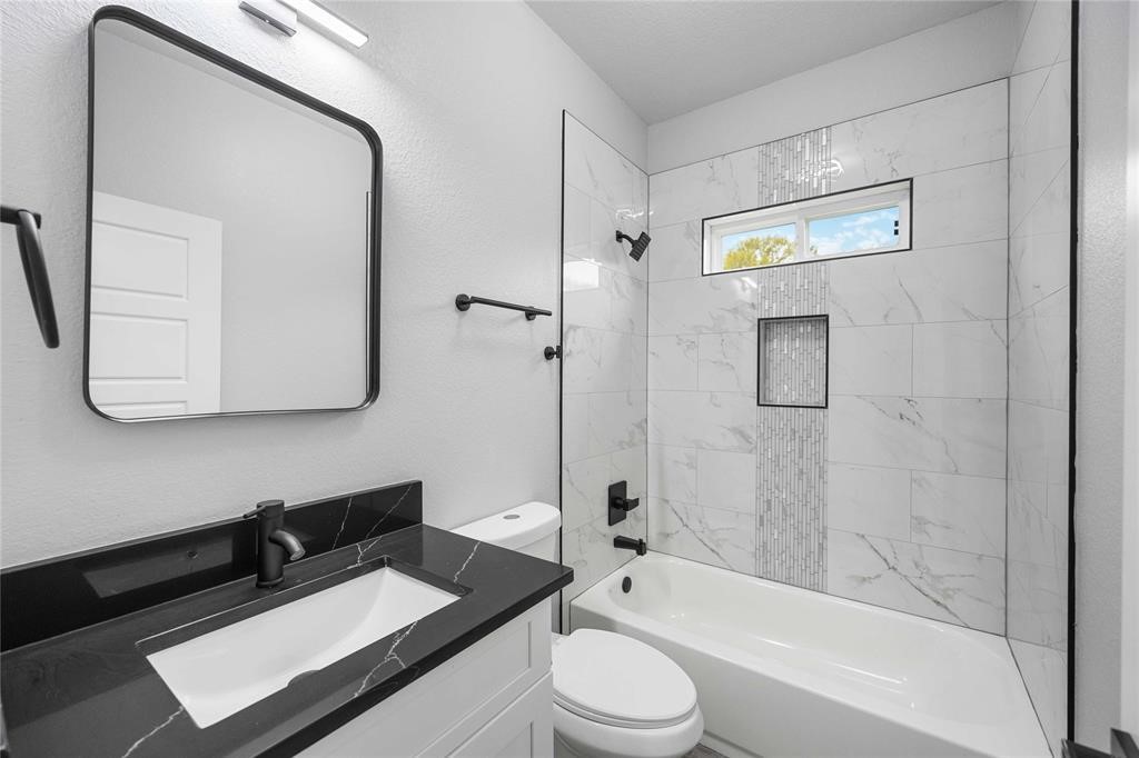 784 Enterprise Street A Property Photo 9