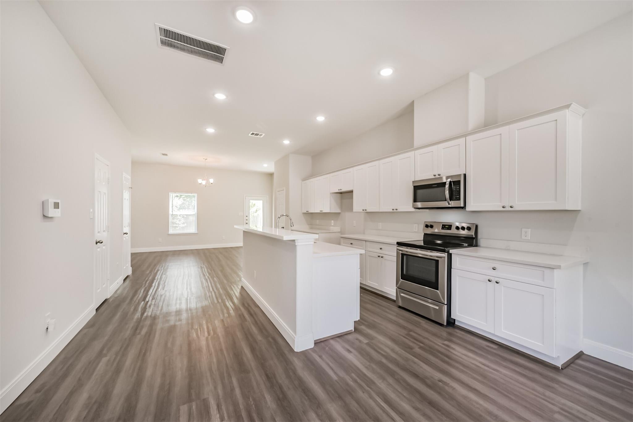 5604 Eastland Street, Houston Tx 77028 Property Photo 7