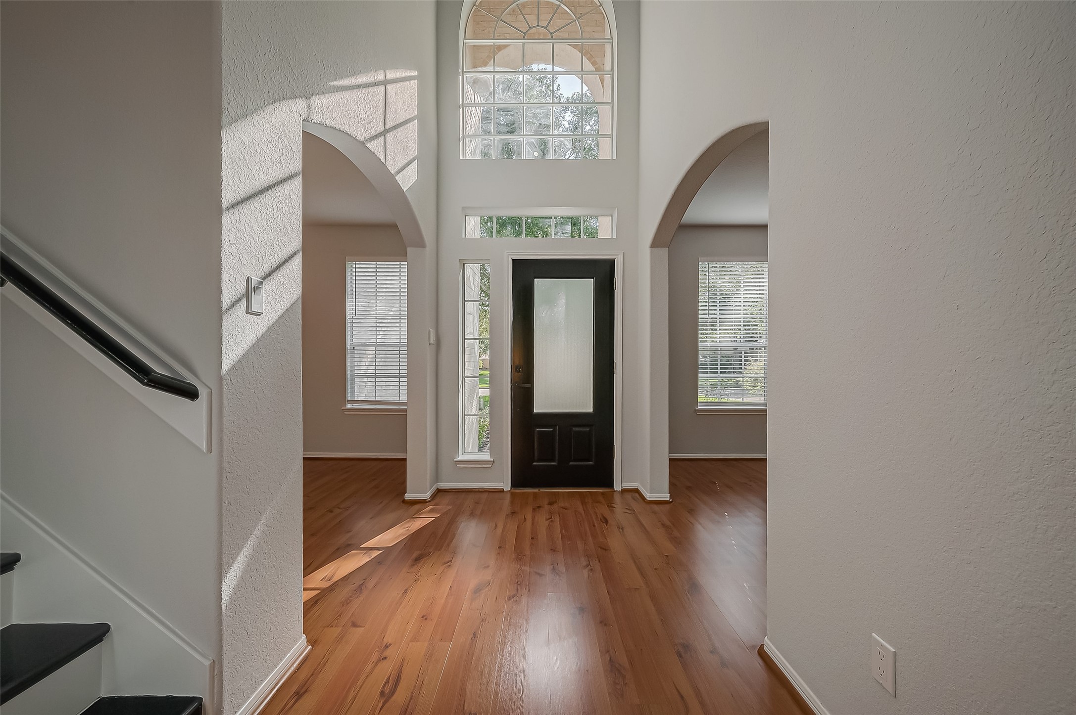 1202 Ivory Meadow Lane Property Photo 7