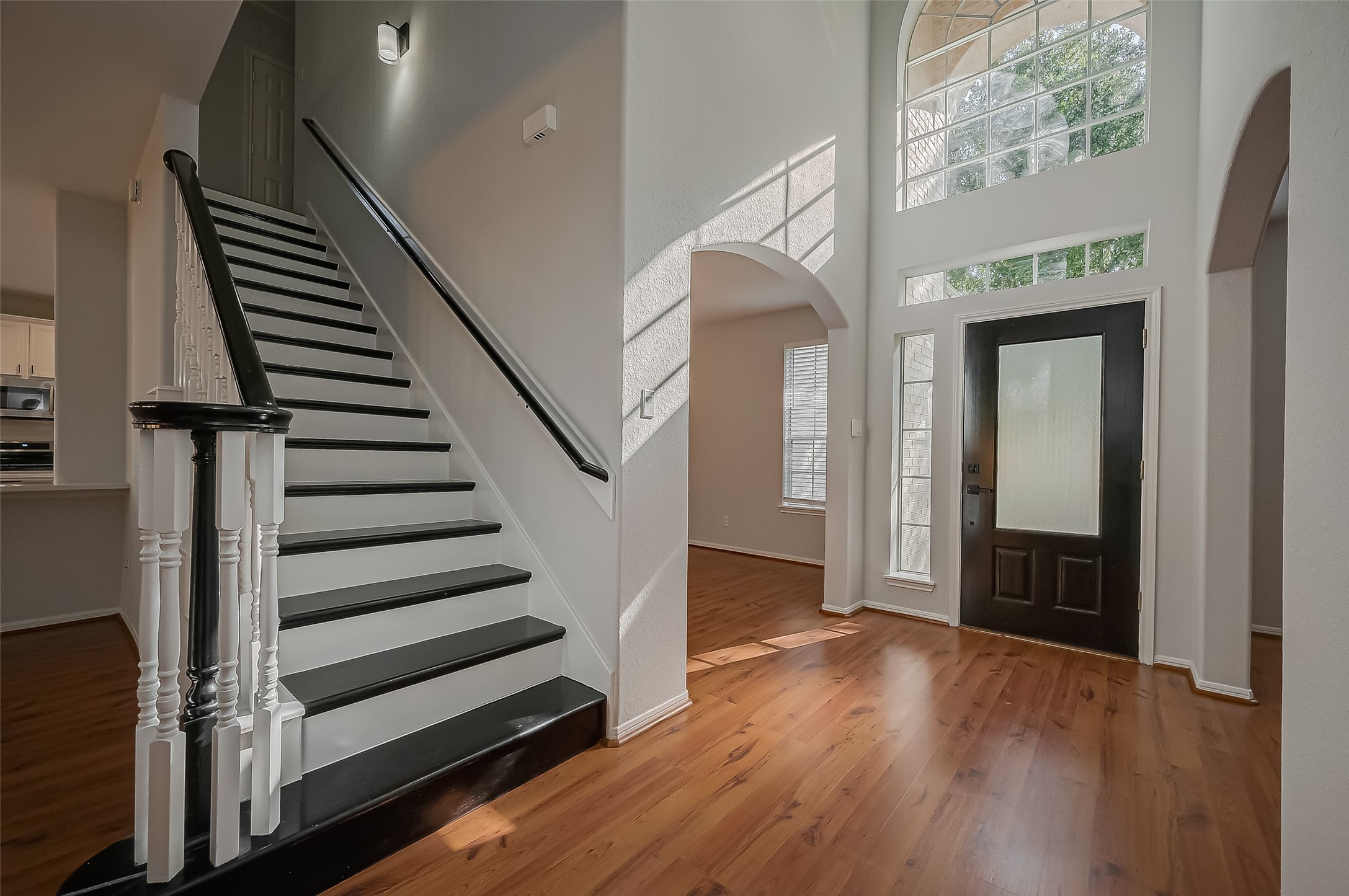1202 Ivory Meadow Lane Property Photo 8
