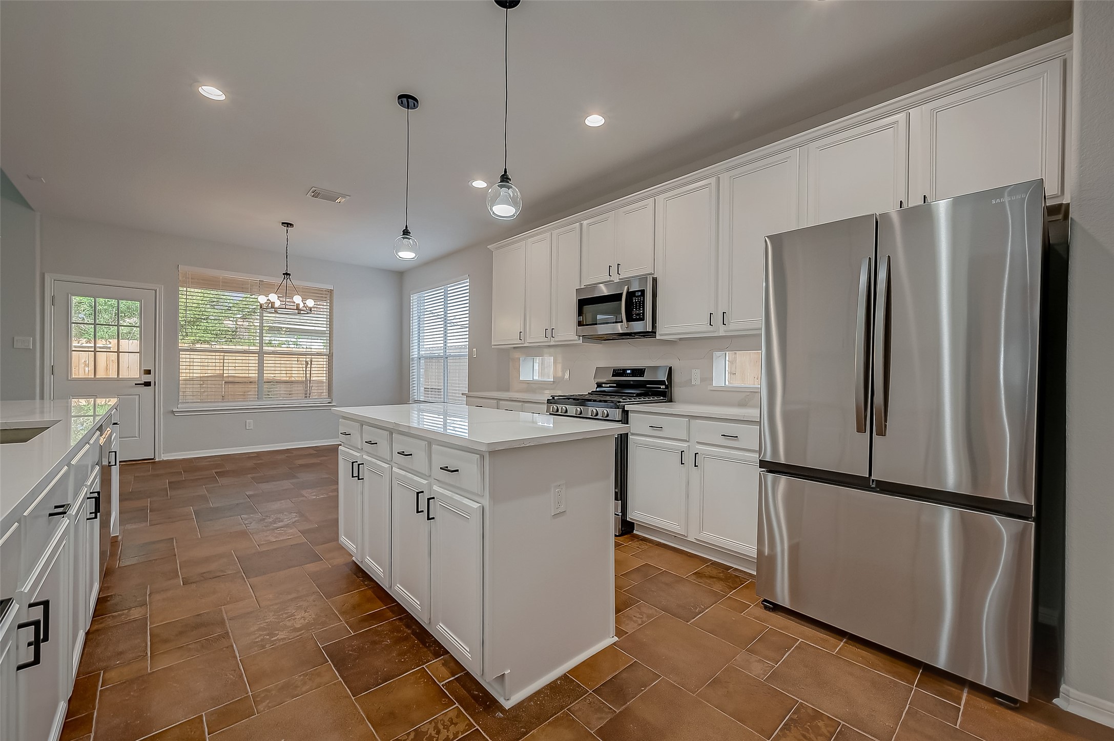 1202 Ivory Meadow Lane Property Photo 15