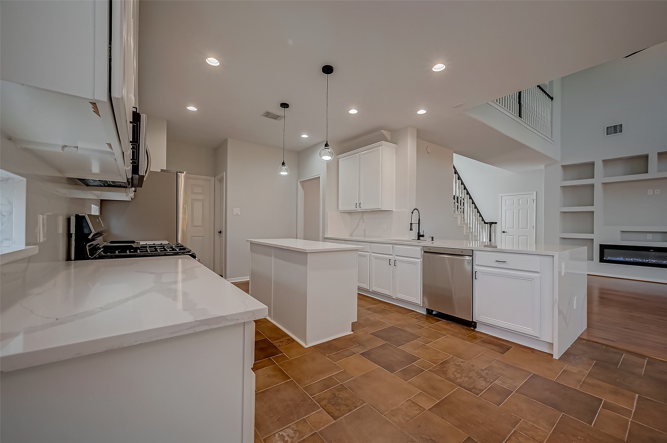 1202 Ivory Meadow Lane Property Photo 18