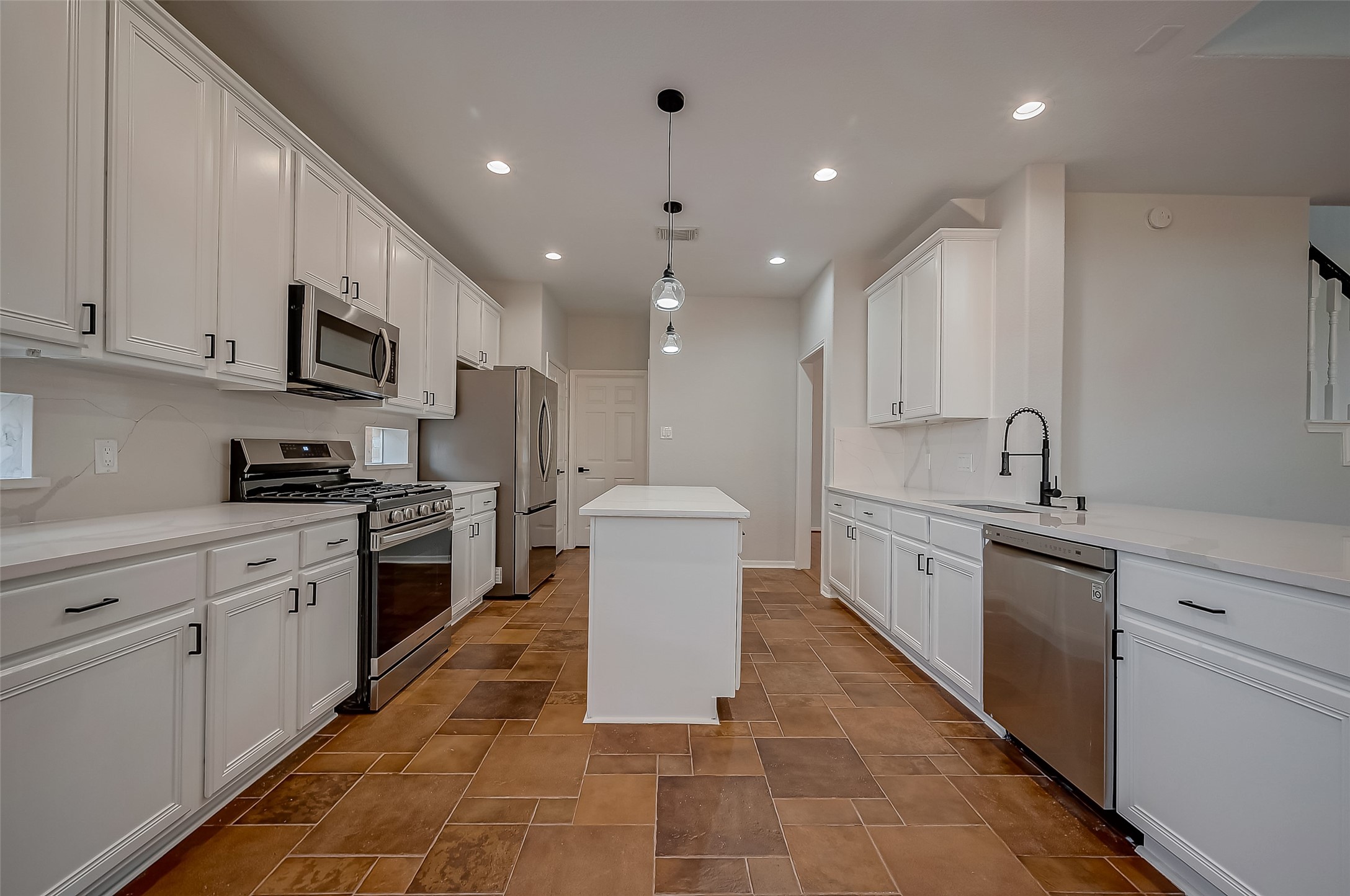 1202 Ivory Meadow Lane Property Photo 19