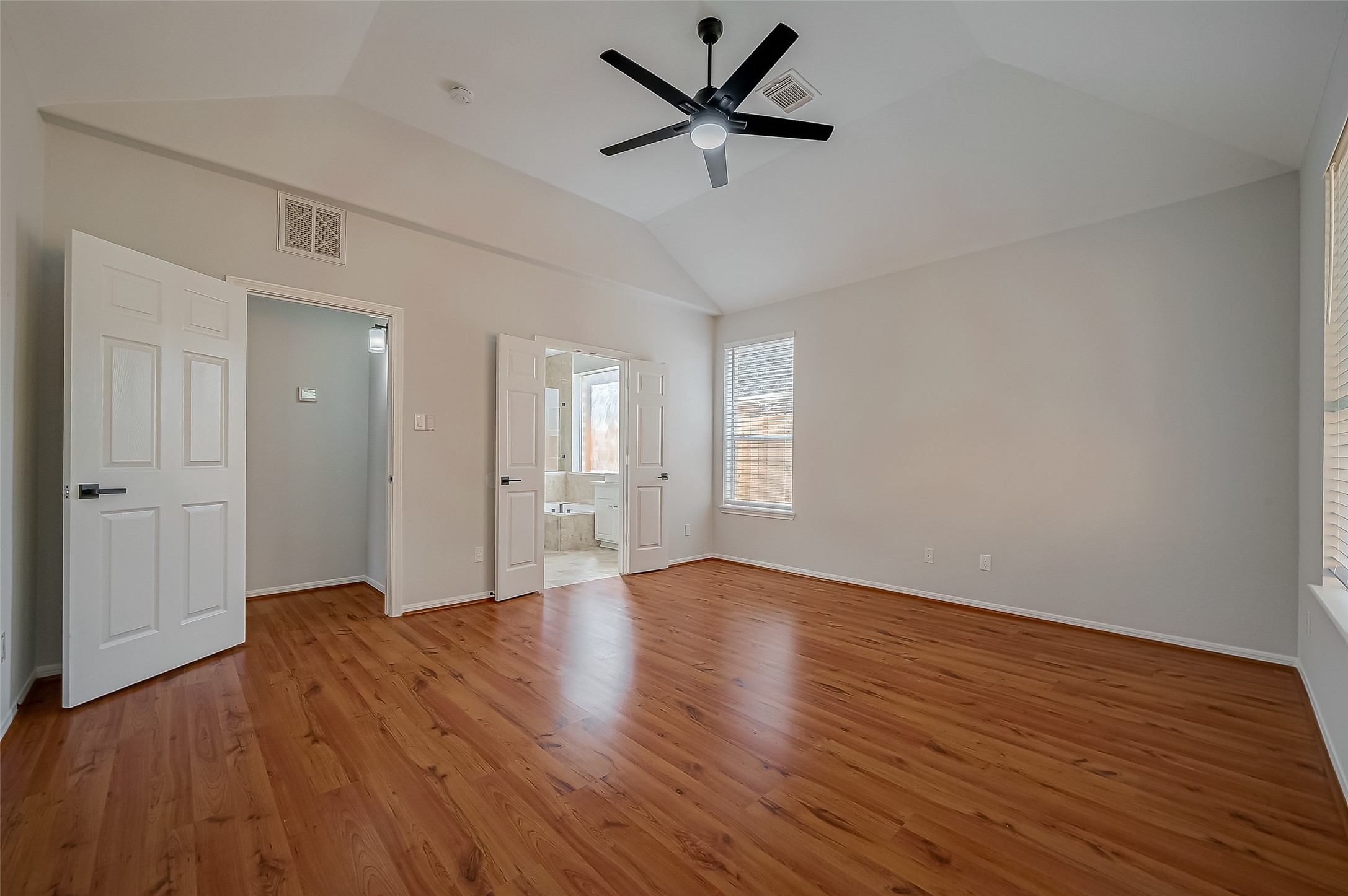 1202 Ivory Meadow Lane Property Photo 32