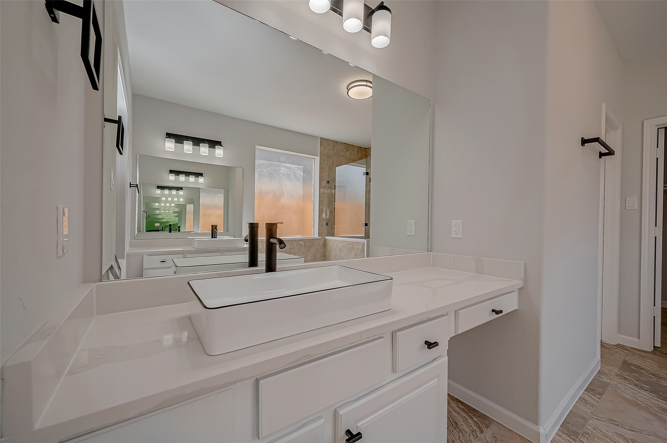 1202 Ivory Meadow Lane Property Photo 35
