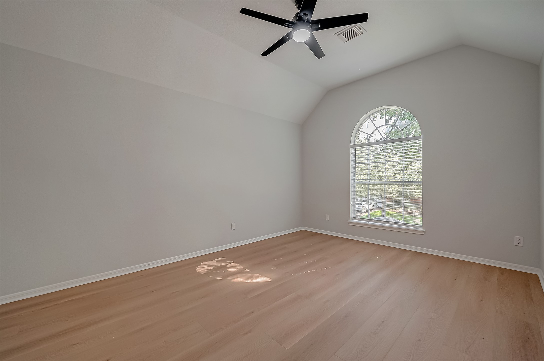 1202 Ivory Meadow Lane Property Photo 48
