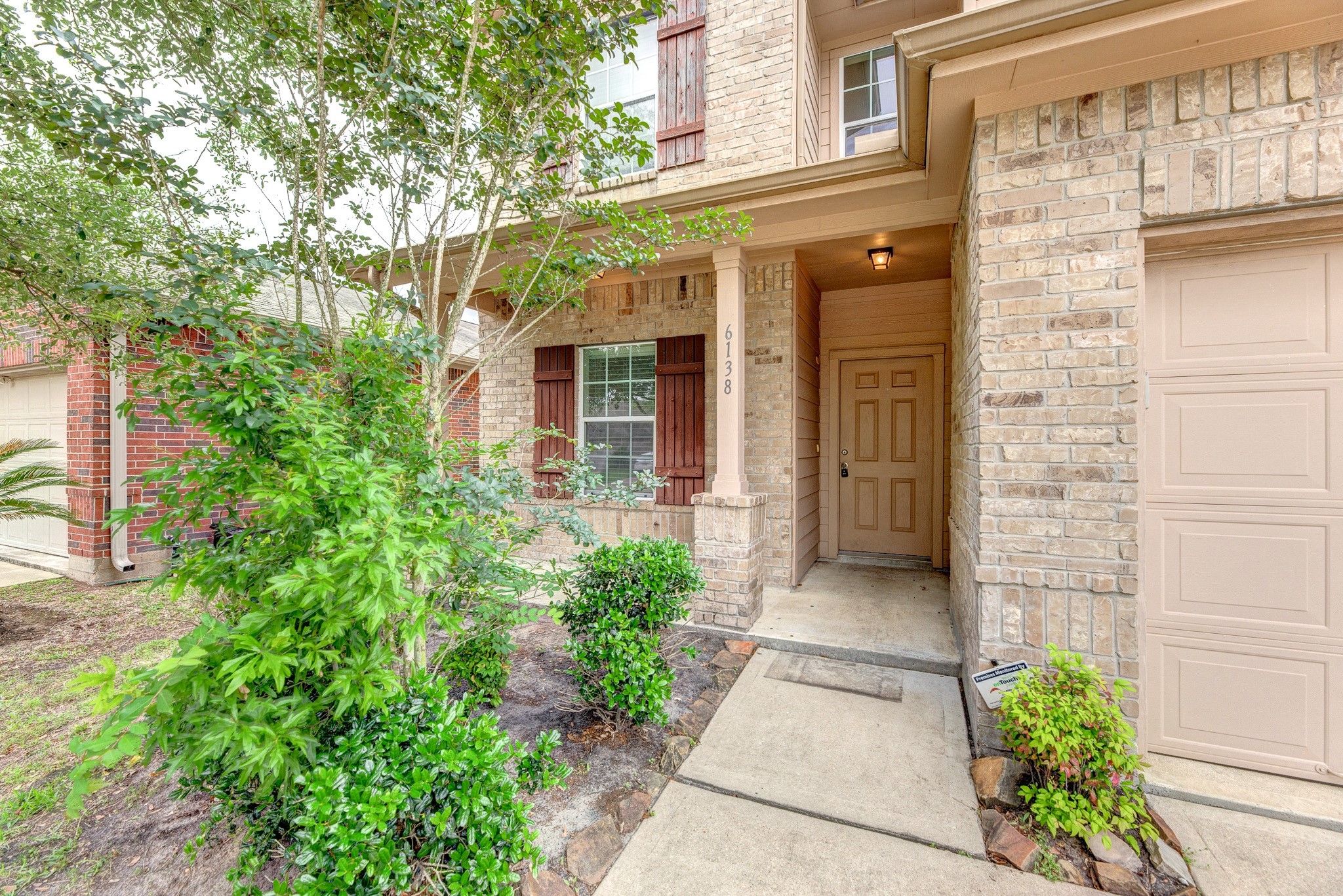 6138 Sierra Springs Lane Property Photo 4