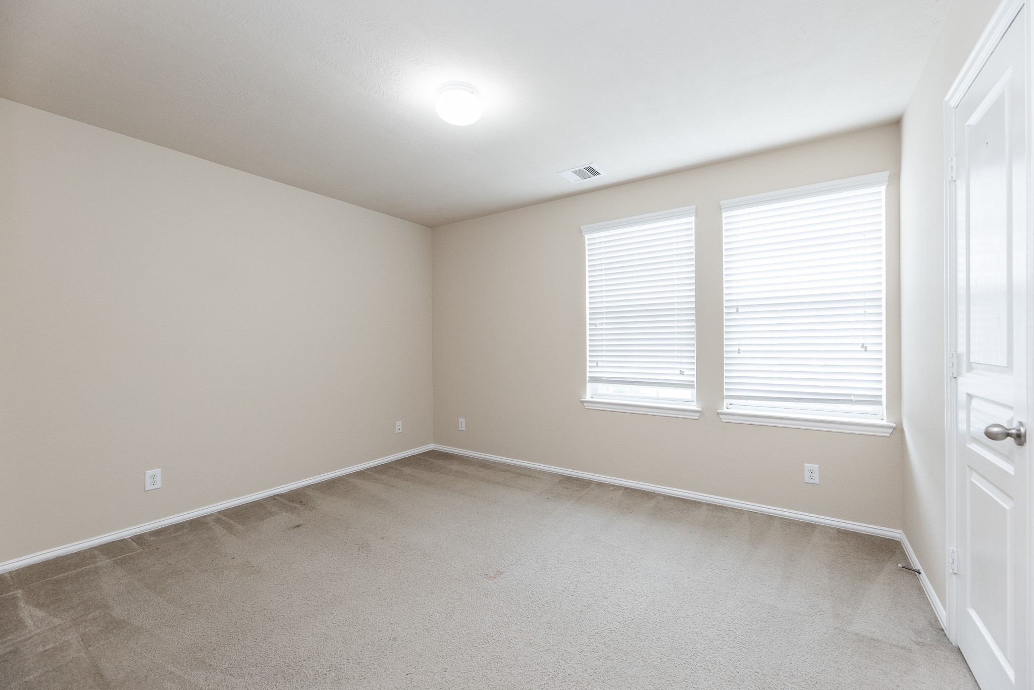 6138 Sierra Springs Lane Property Photo 23
