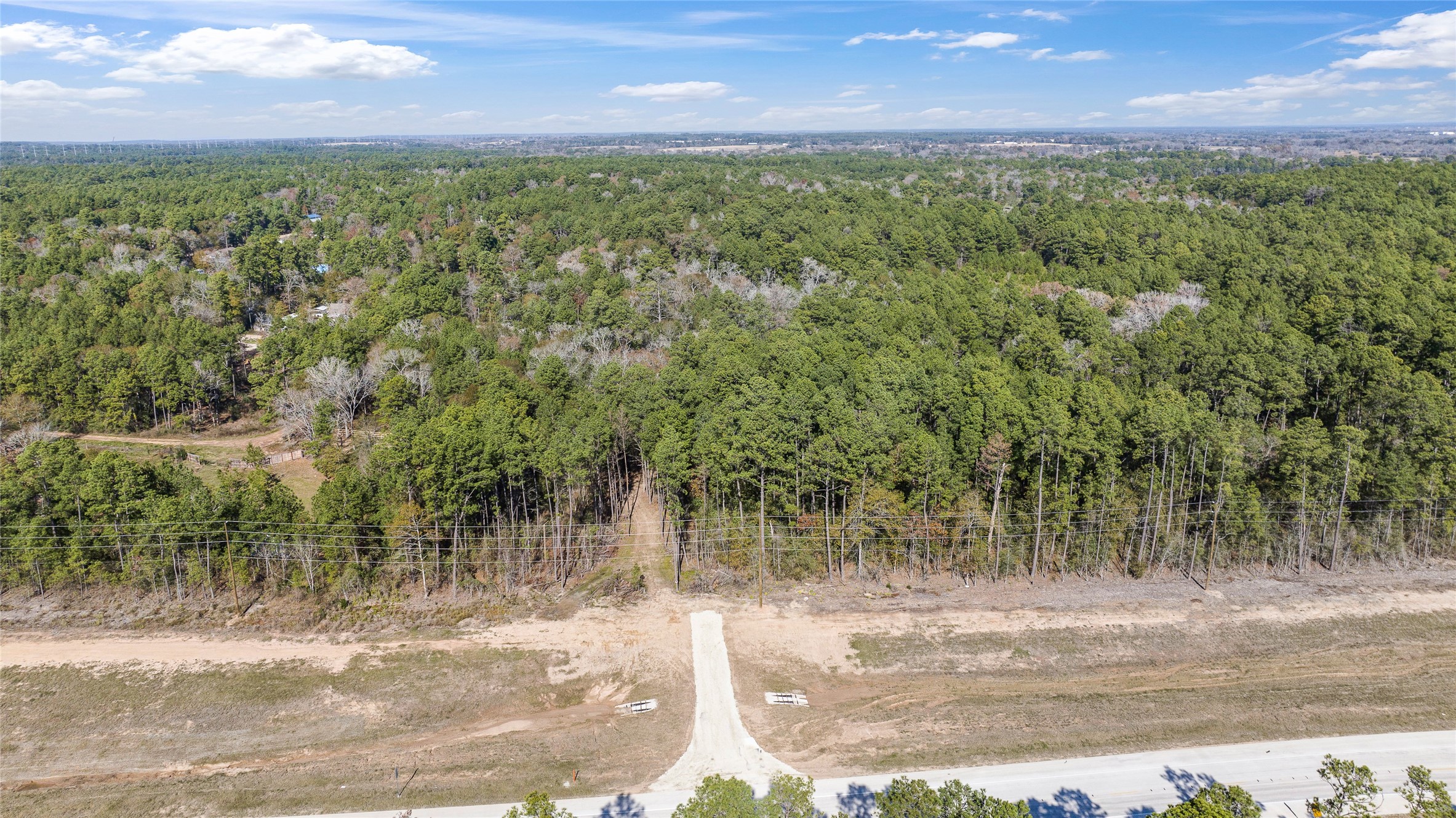 0035 Hwy 249 Property Photo 2