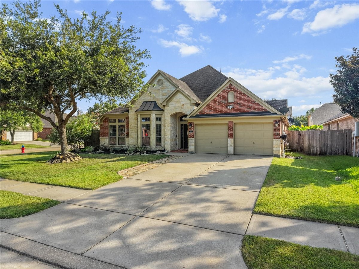 6103 Castle Peak Lane