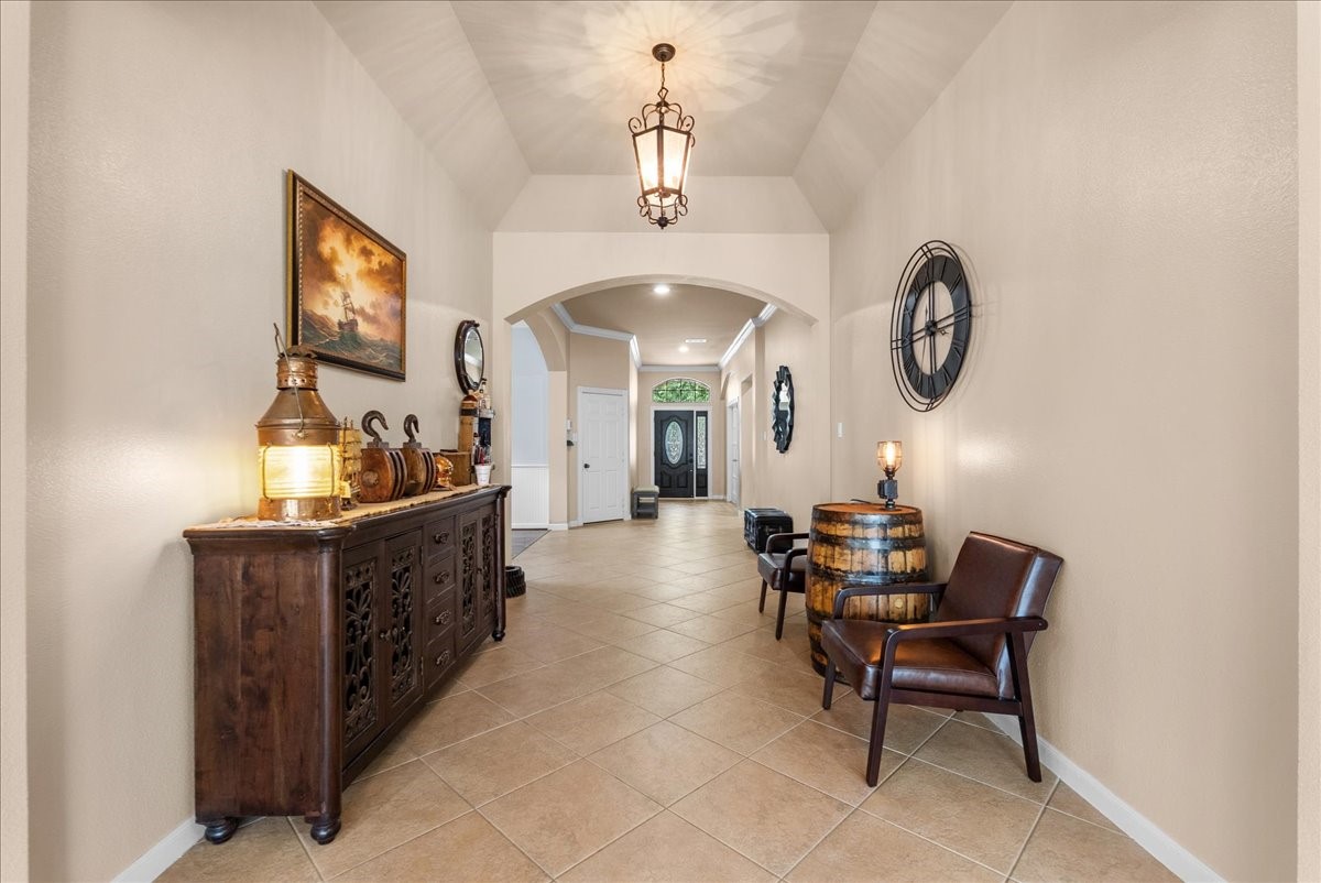 6103 Castle Peak Lane Property Photo 18