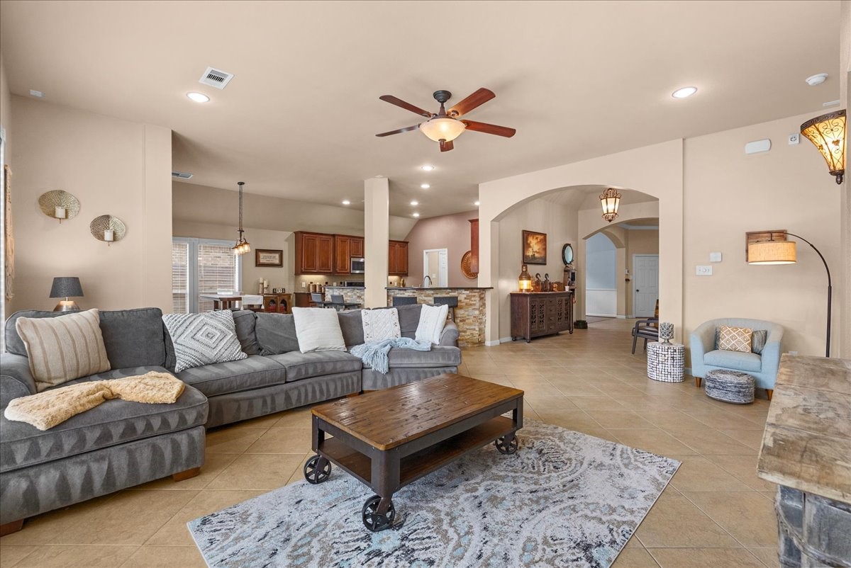 6103 Castle Peak Lane Property Photo 21