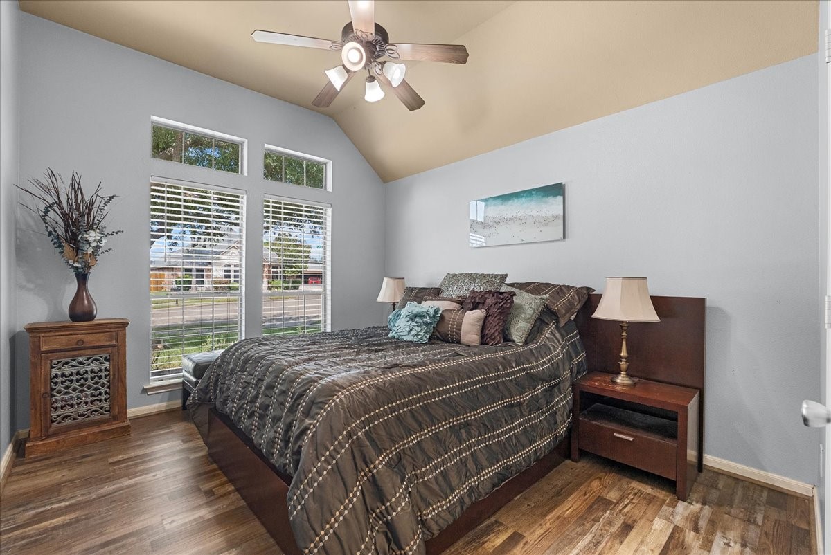 6103 Castle Peak Lane Property Photo 35